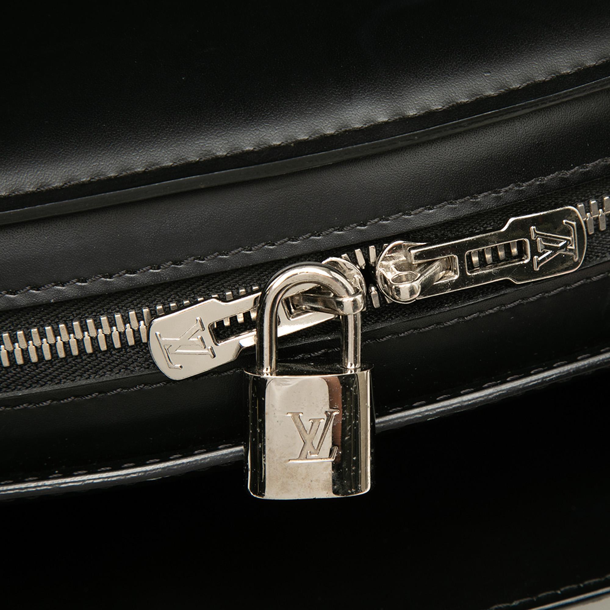 Louis Vuitton Epi Pont Neuf GM