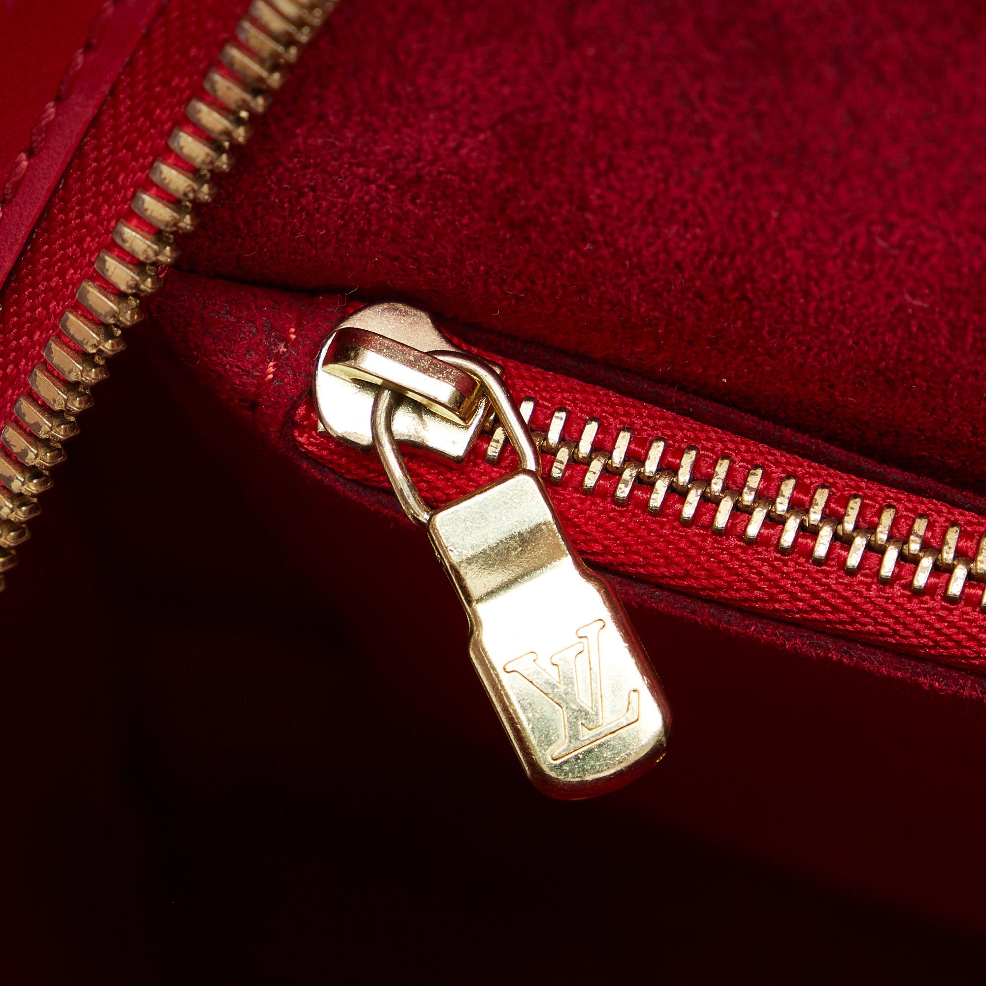 Louis Vuitton Epi Pont Neuf (SHG-eqpVAR)