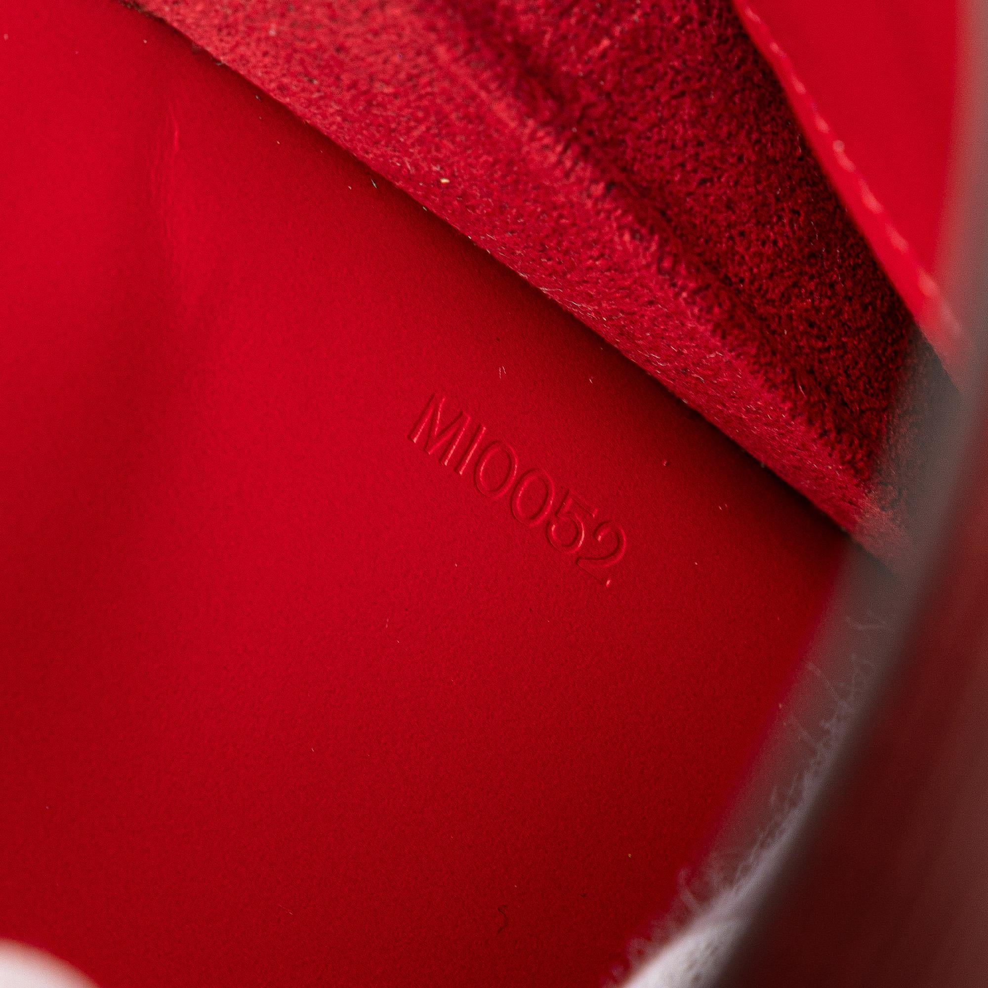 Louis Vuitton Epi Pont Neuf