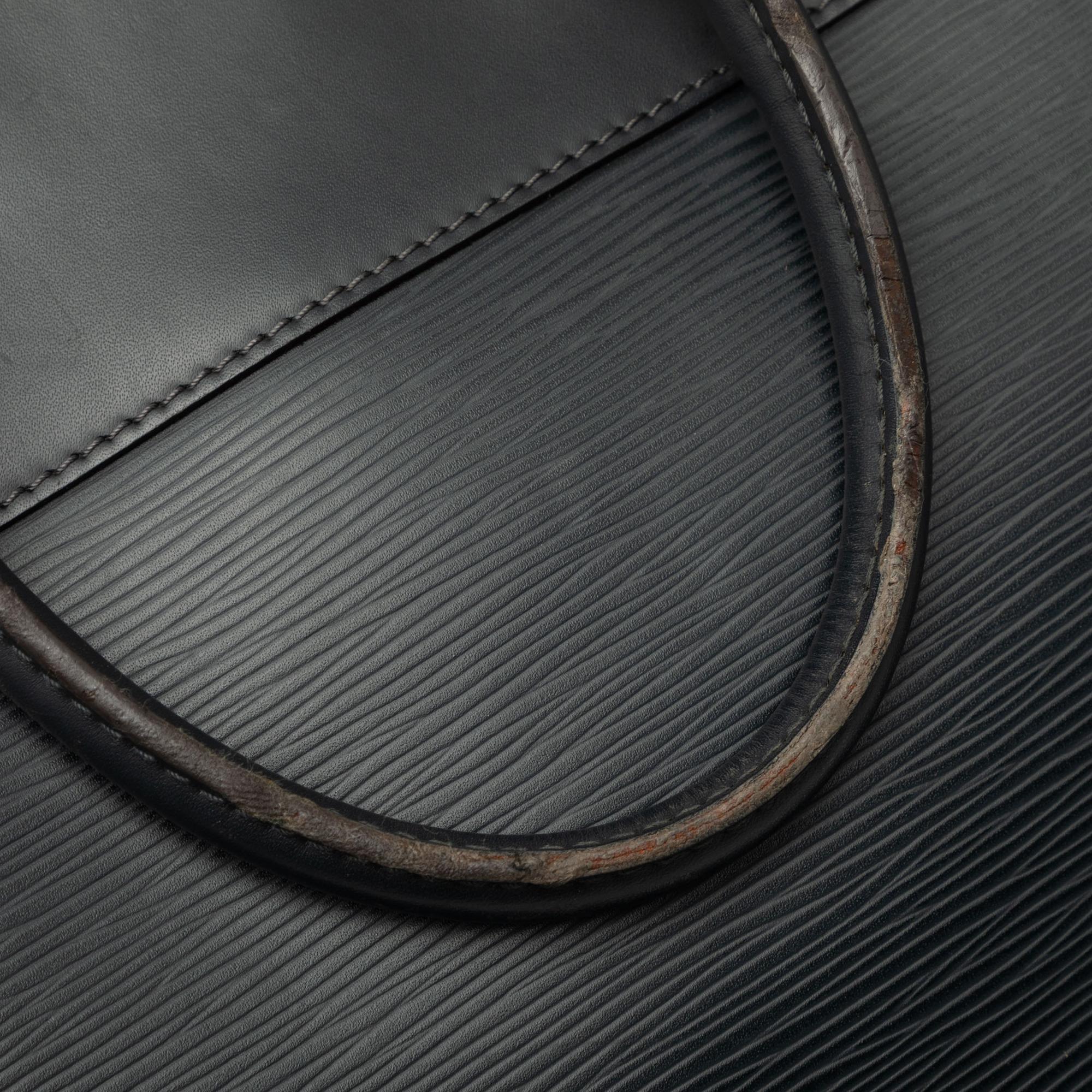 Louis Vuitton Epi Porte Documents Jour
