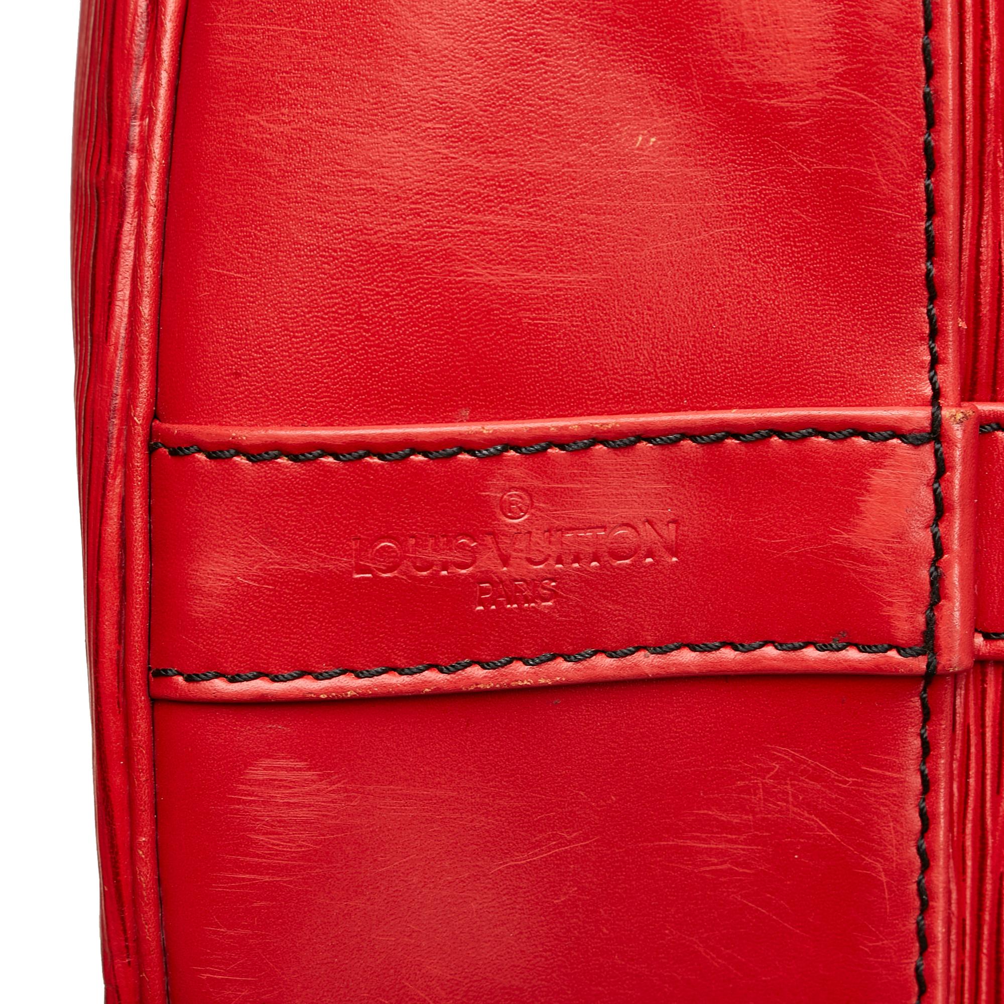 Louis Vuitton Epi Randonnee PM (SHG-37564)
