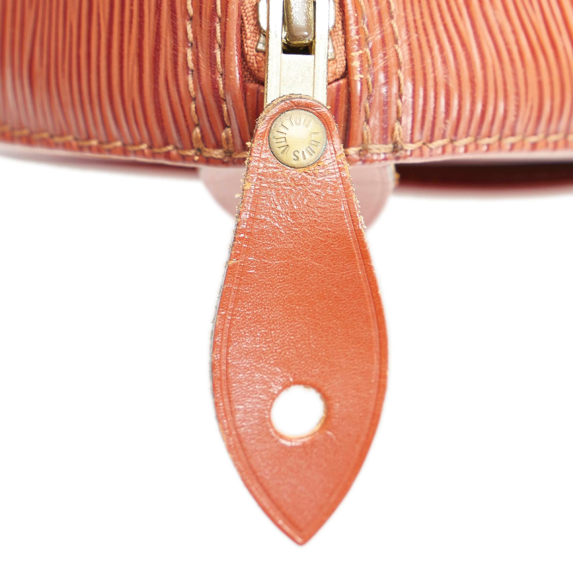 Louis Vuitton Epi Speedy 30 (SHG-qv9odi)