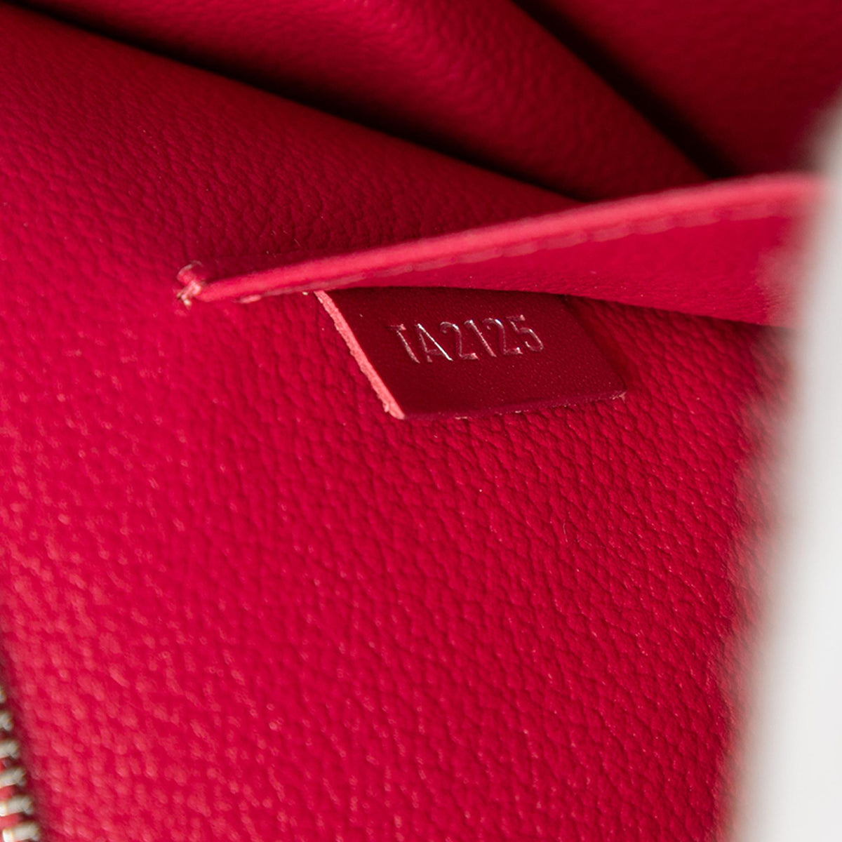 Louis Vuitton Epi Toiletry Pouch 26