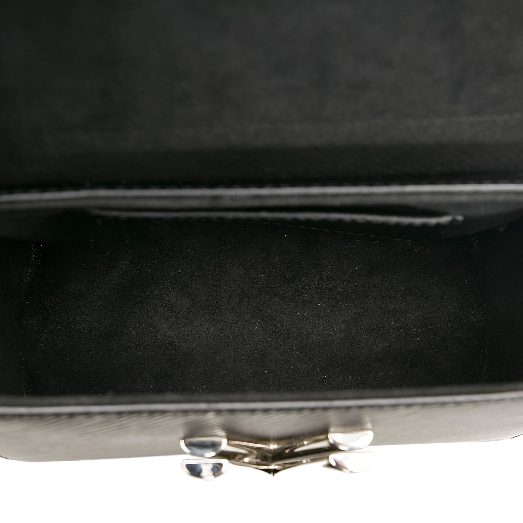 Louis Vuitton Epi Twist MM (SHG-cCsXKj)