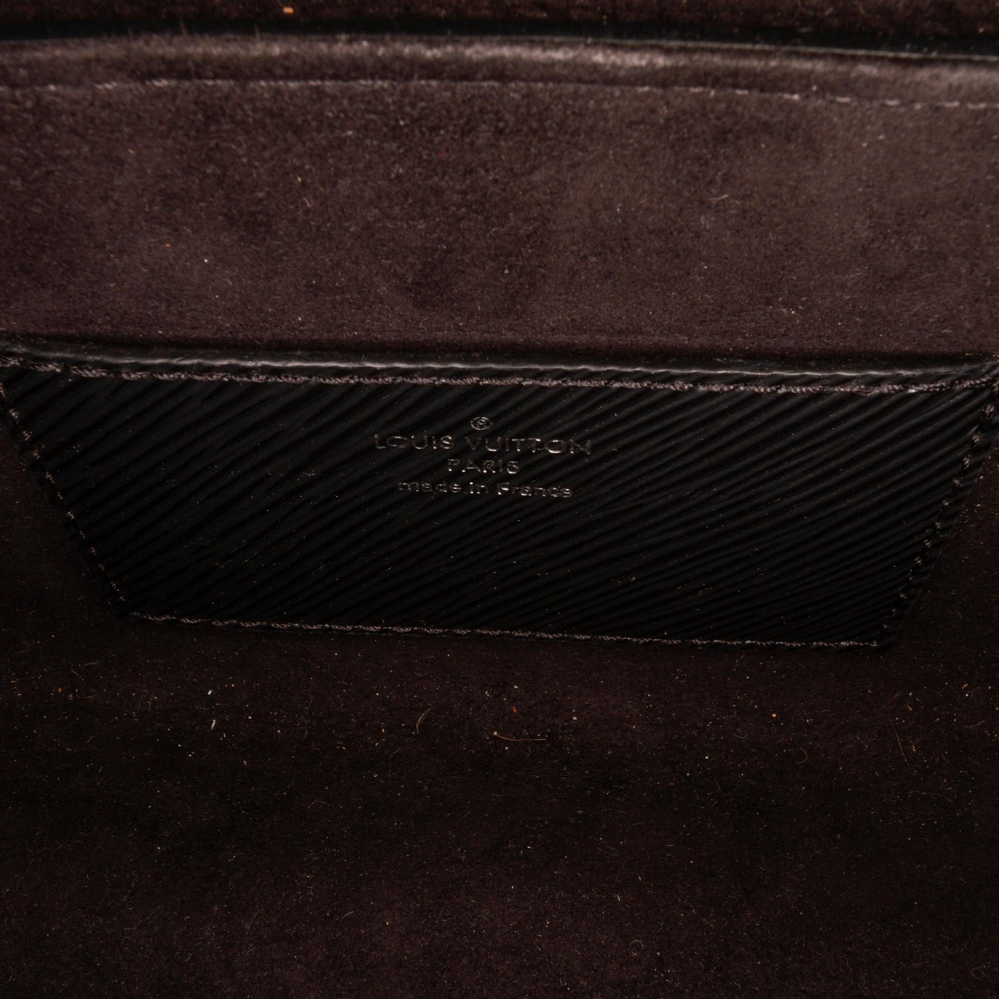 Louis Vuitton Epi Twist PM (SHG-EcGgBA)