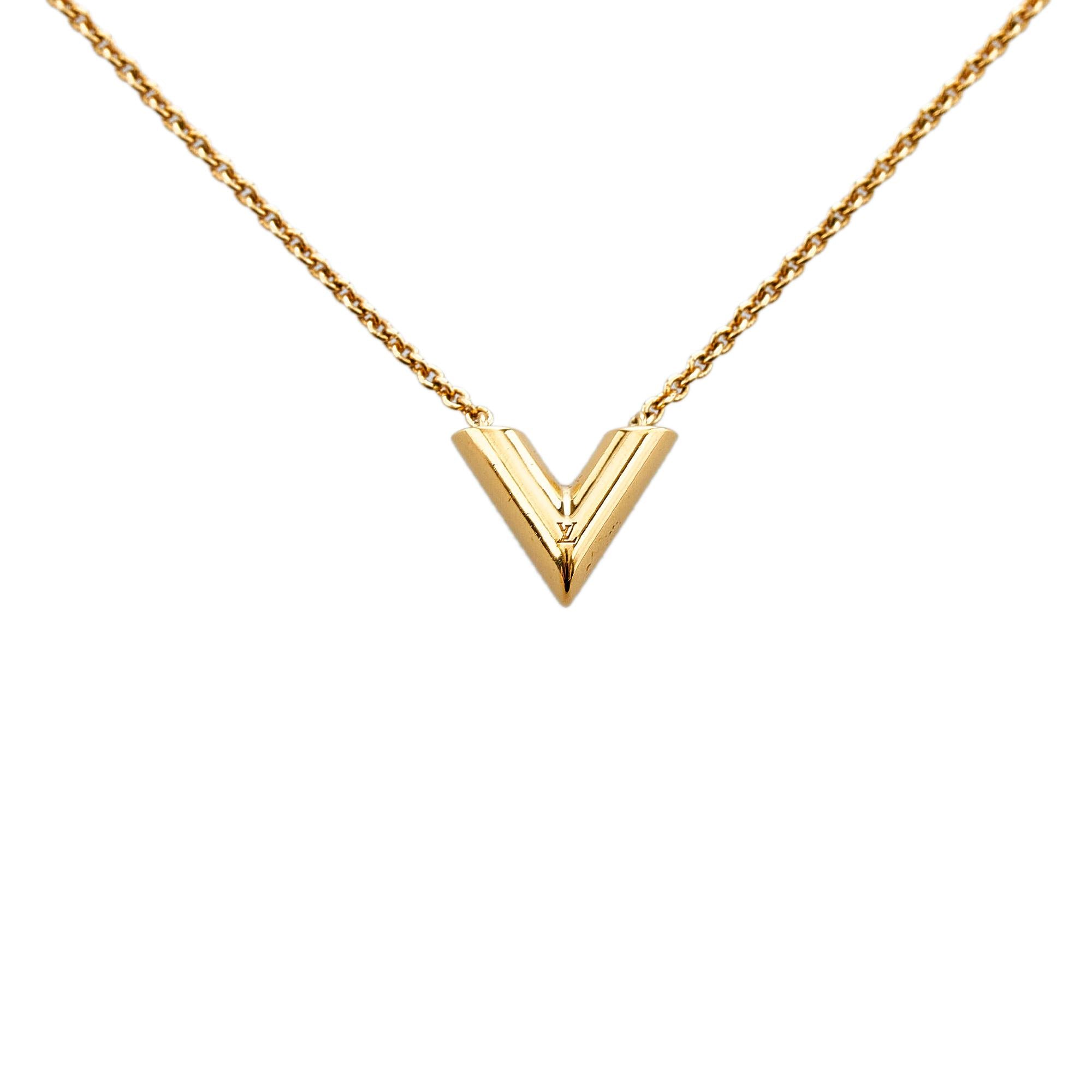 Louis Vuitton Essential V Necklace (SHG-5PiHjF)