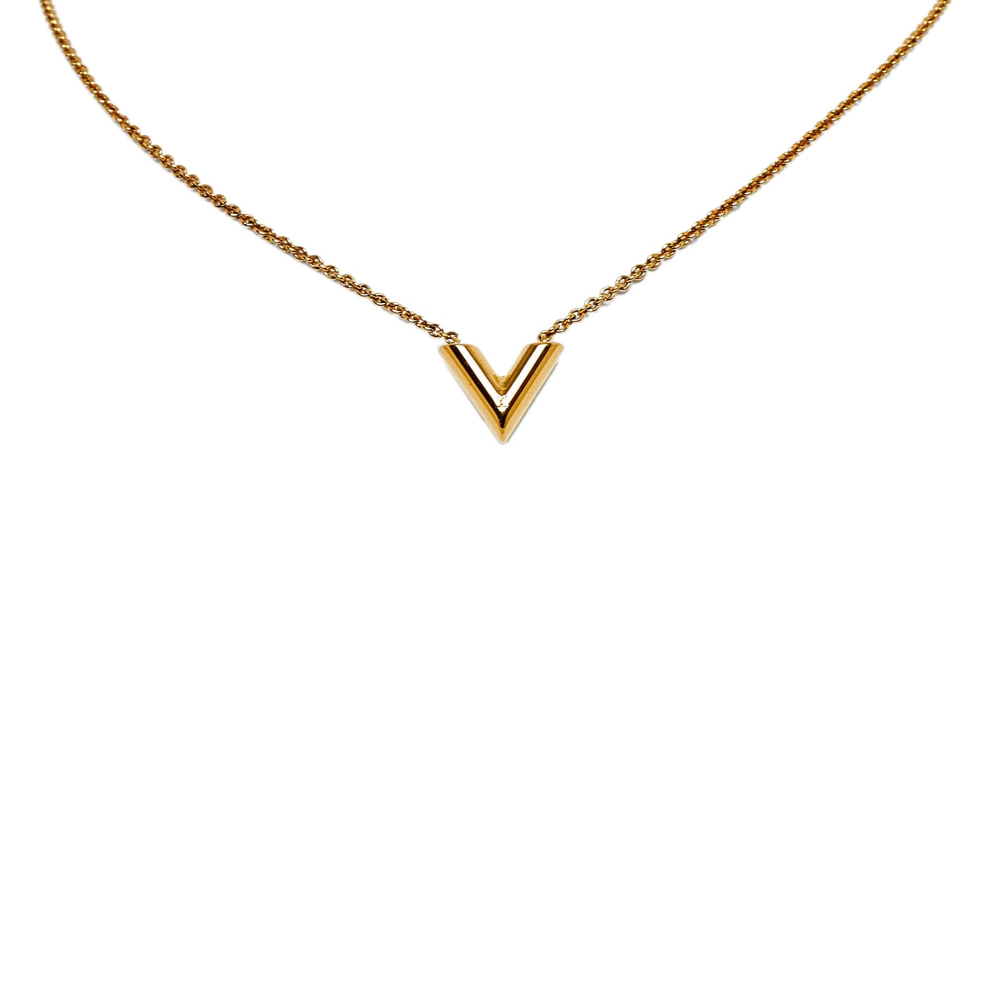 Louis Vuitton Essential V Necklace (SHG-5PiHjF)
