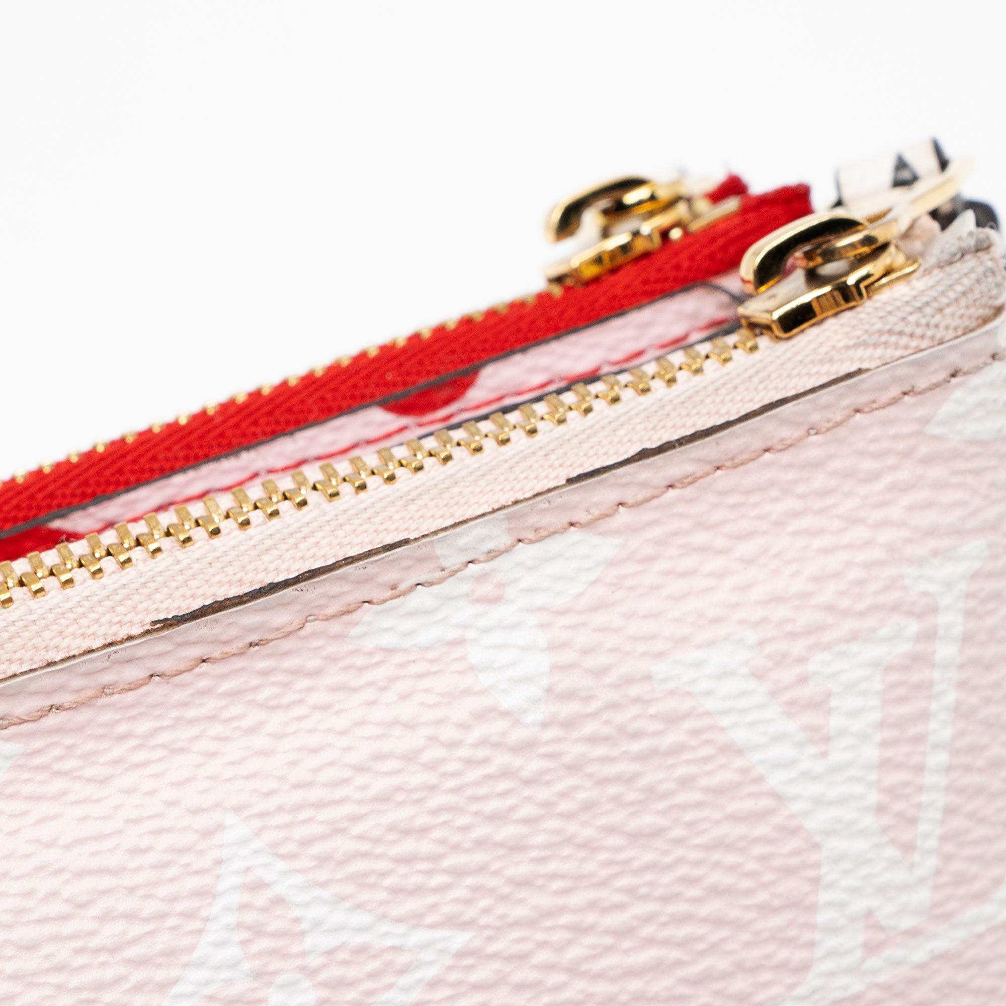 Louis Vuitton Giant Monogram Canvas Double Zip Pochette (SHF-quhlOa)