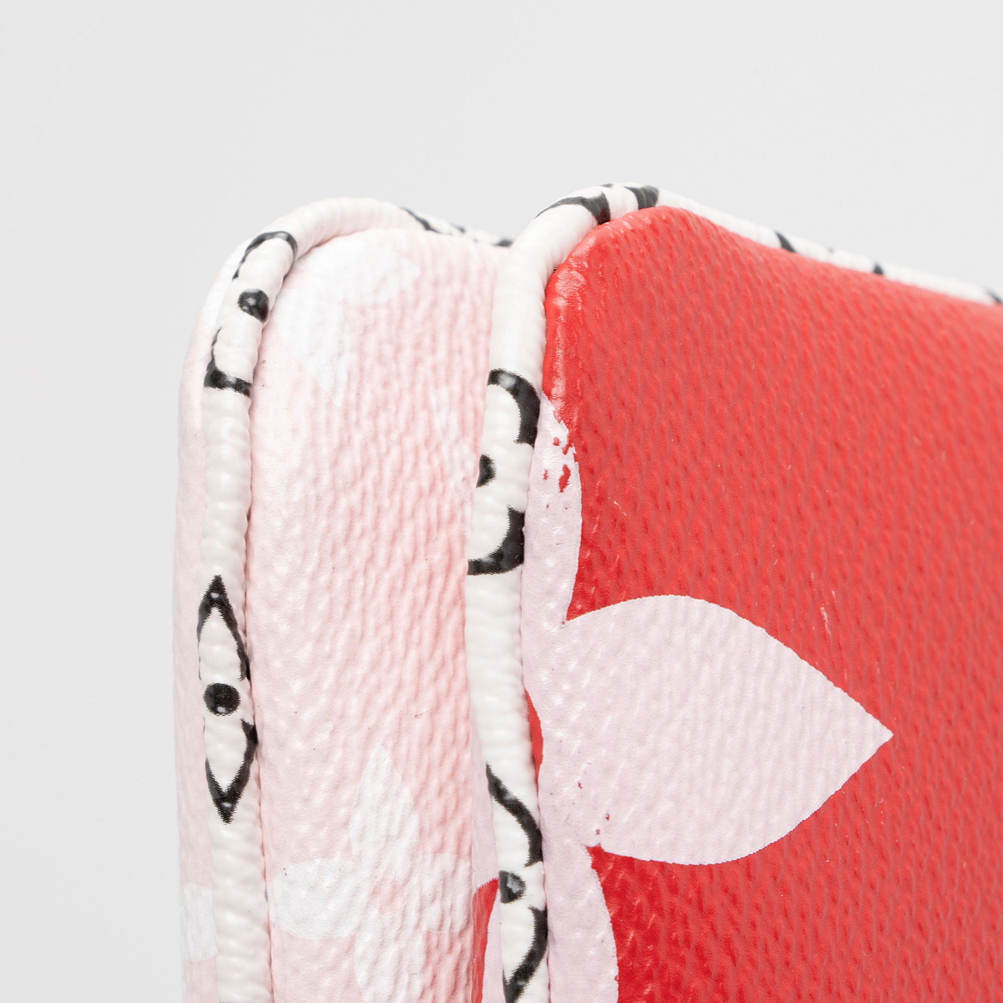 Louis Vuitton Giant Monogram Canvas Double Zip Pochette (SHF-quhlOa)