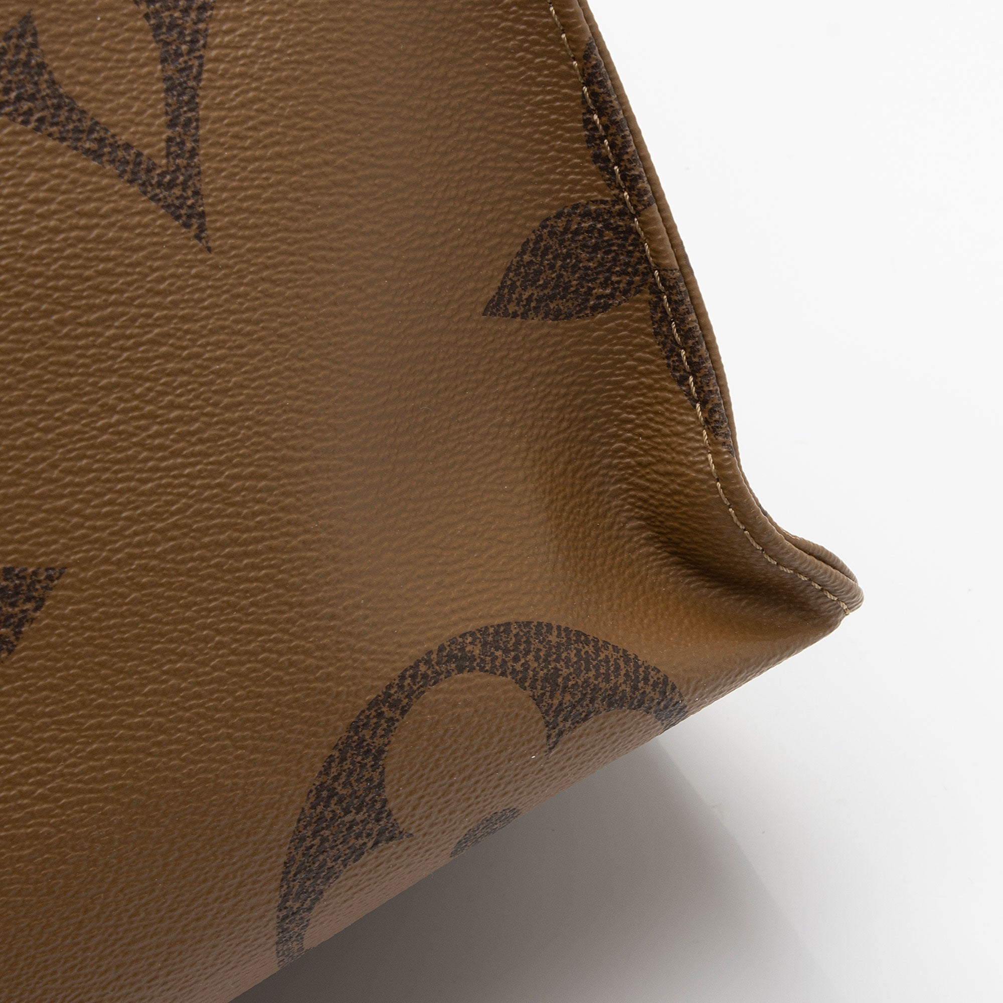 Louis Vuitton Giant Monogram Canvas Onthego GM Tote (SHF-6siASN)