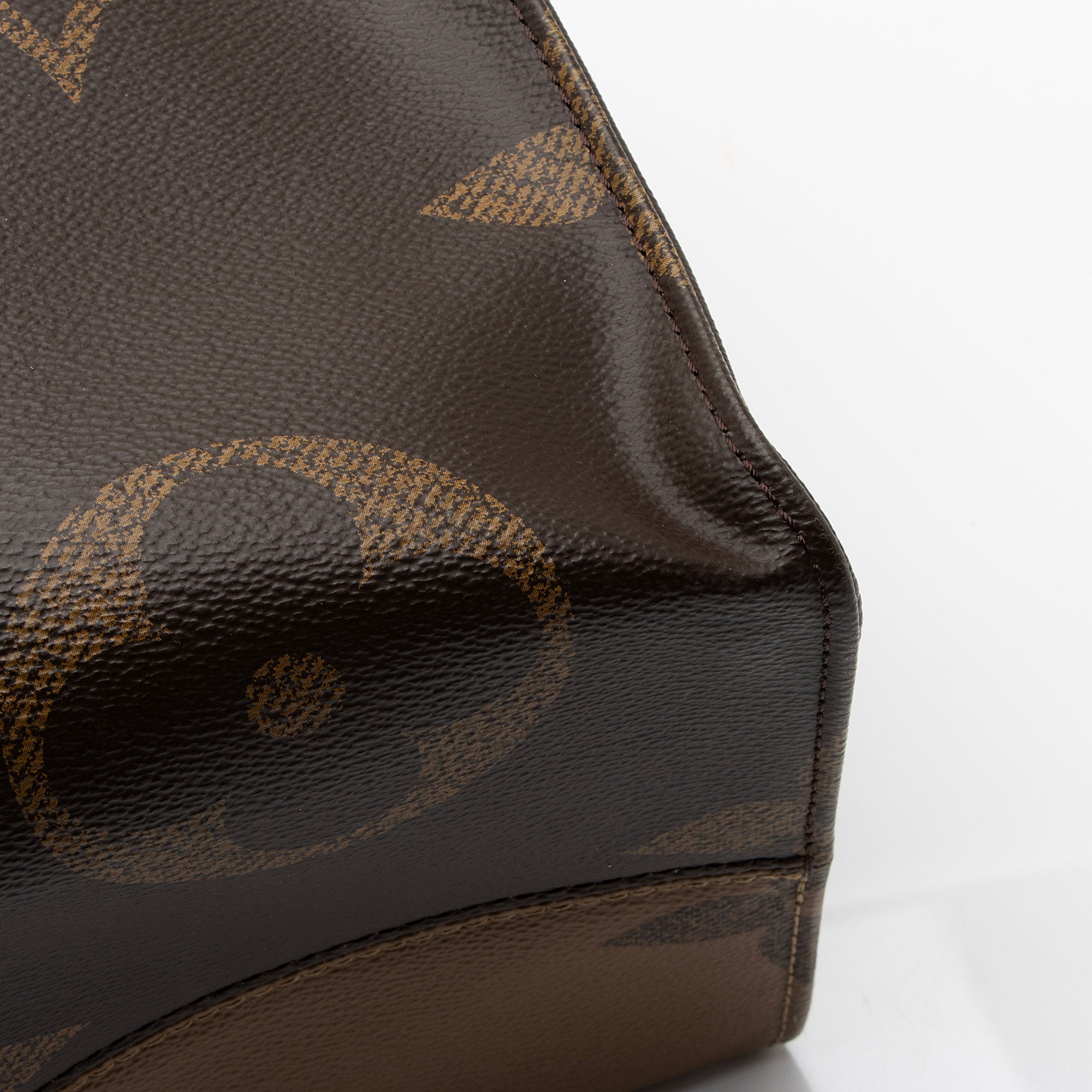 Louis Vuitton Giant Monogram Canvas Onthego GM Tote (SHF-6siASN)