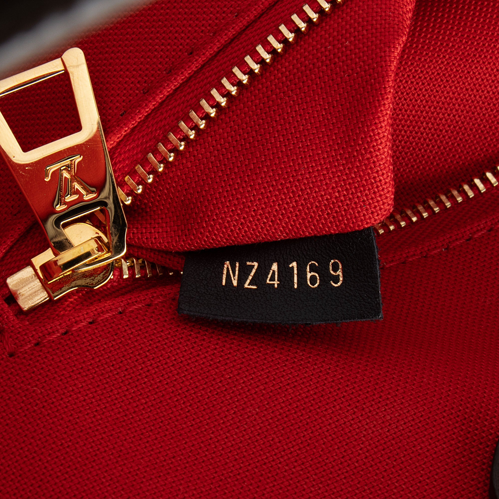 Louis Vuitton Giant Monogram Canvas Onthego GM Tote