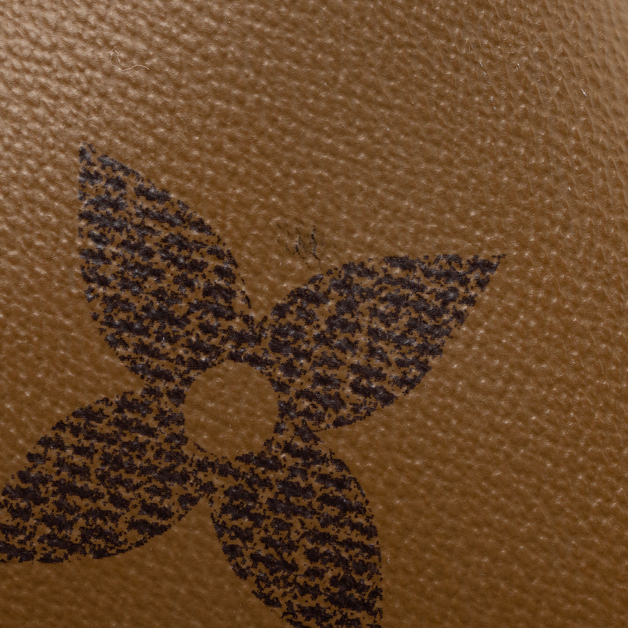 Louis Vuitton Giant Monogram Canvas Onthego MM Tote (SHF-fOILTP)