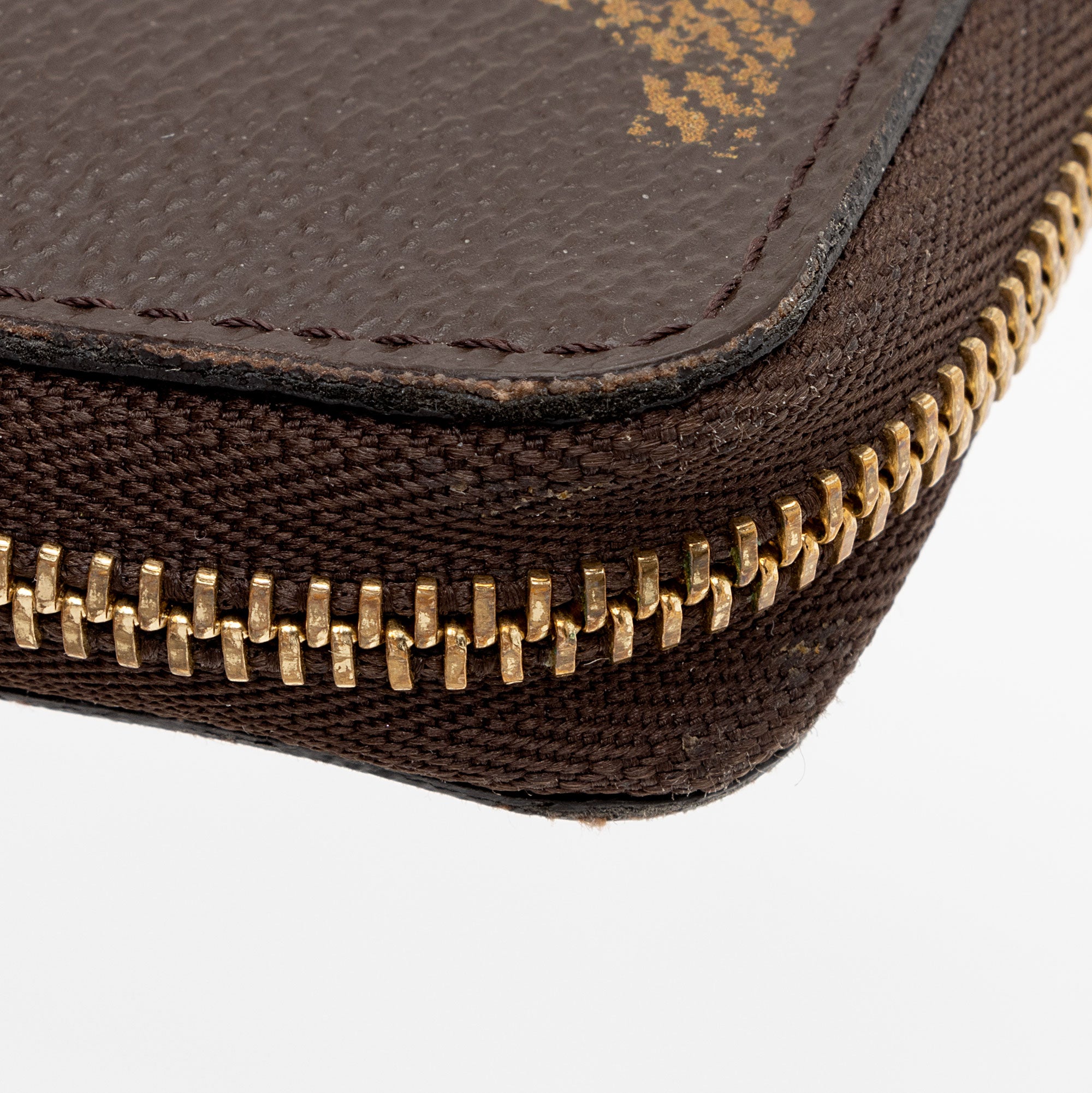 Louis Vuitton Giant Monogram Canvas Zippy Coin Purse (SHF-hgjWkd)