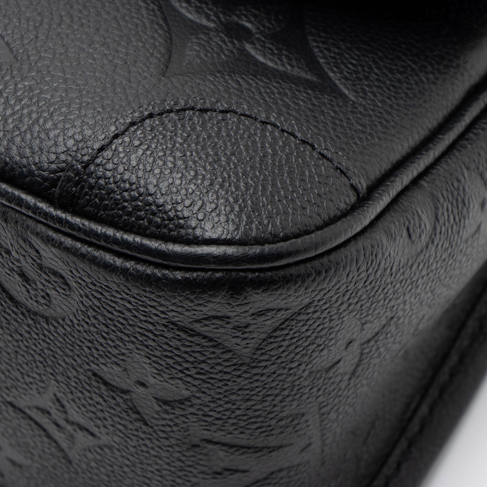 Louis Vuitton Giant Monogram Empreinte Diane Shoulder Bag (SHF-QF2Vyh)