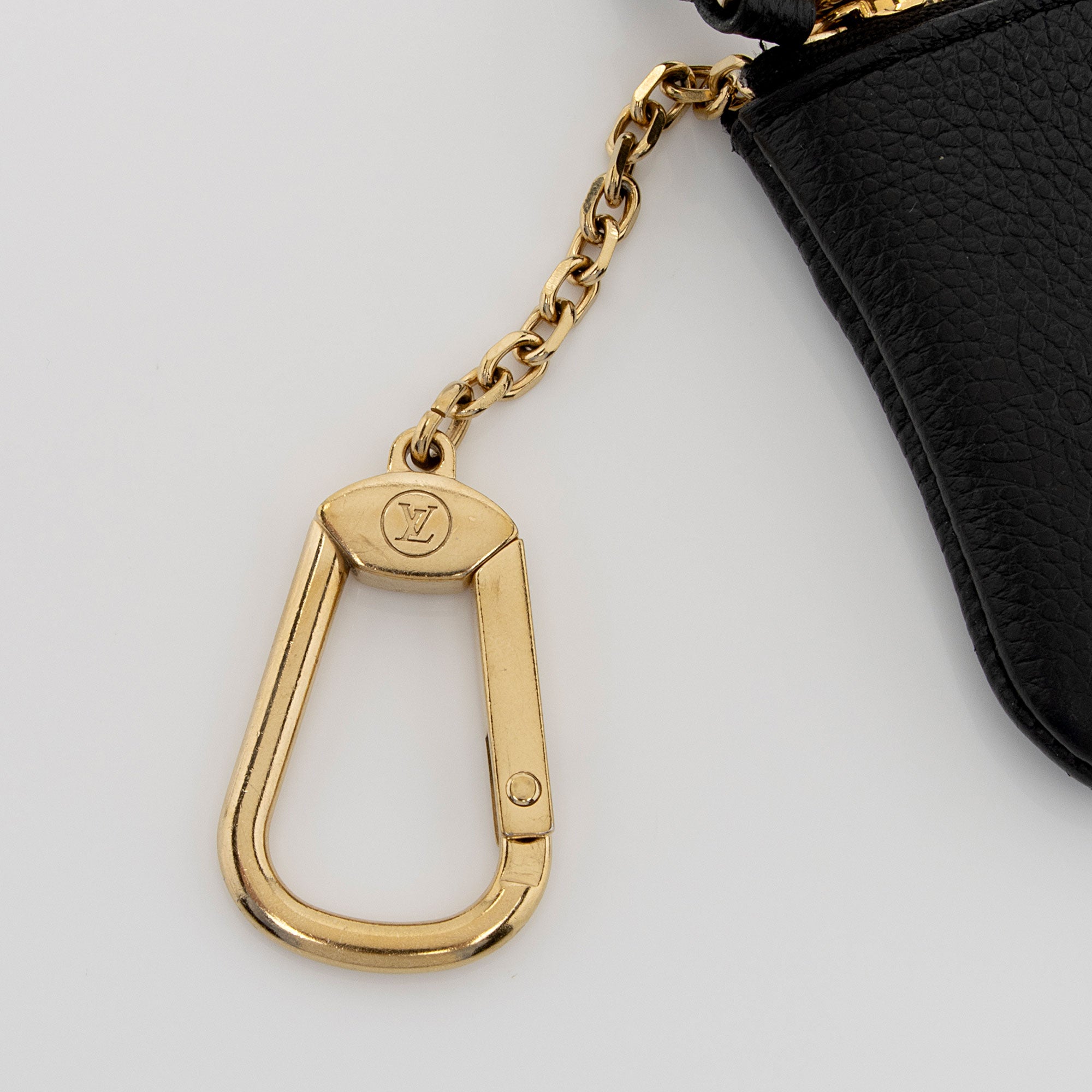 Louis Vuitton Giant Monogram Empreinte Key Pouch (SHF-Kq73sA)