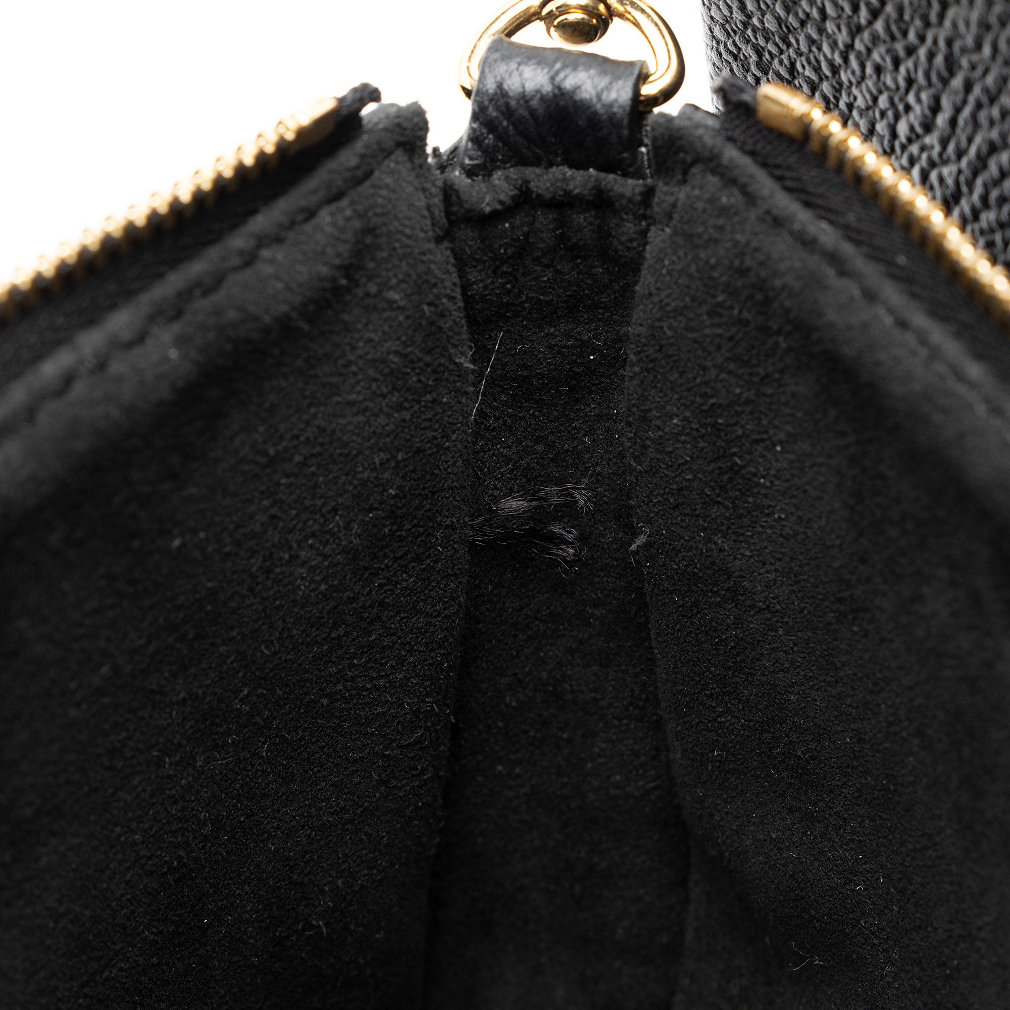 Louis Vuitton Giant Monogram Empreinte Multi-Pochette Accessoires (SHF-gyK32U)