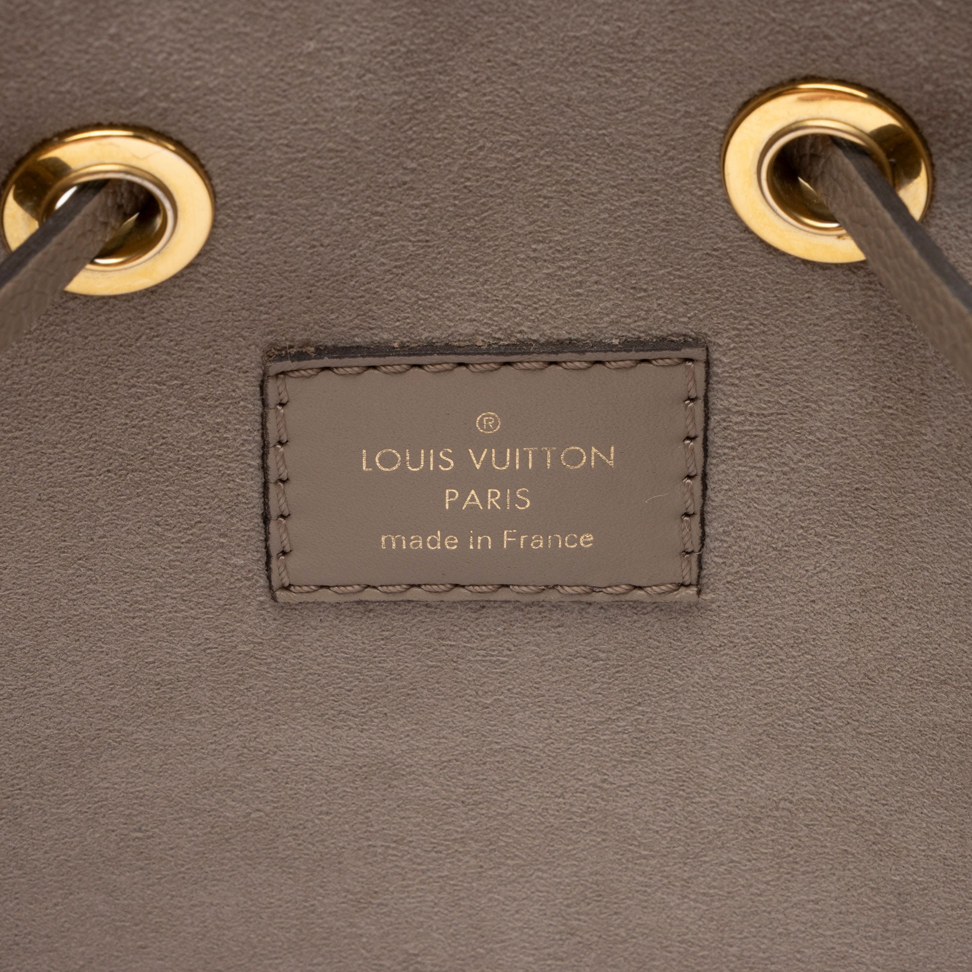 Louis Vuitton Giant Monogram Empreinte Neonoe MM Shoulder Bag (SHF-f7gF7V)