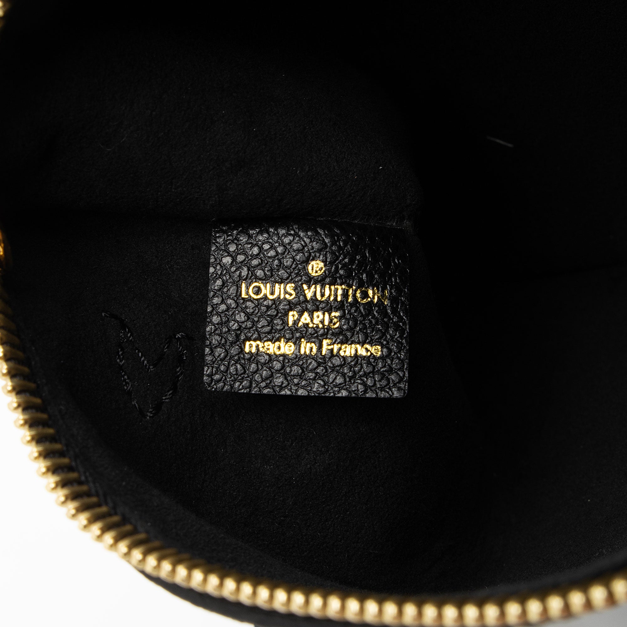 Louis Vuitton Giant Monogram Empreinte Neverfull MM Pochette (SHF-NNIvo5)