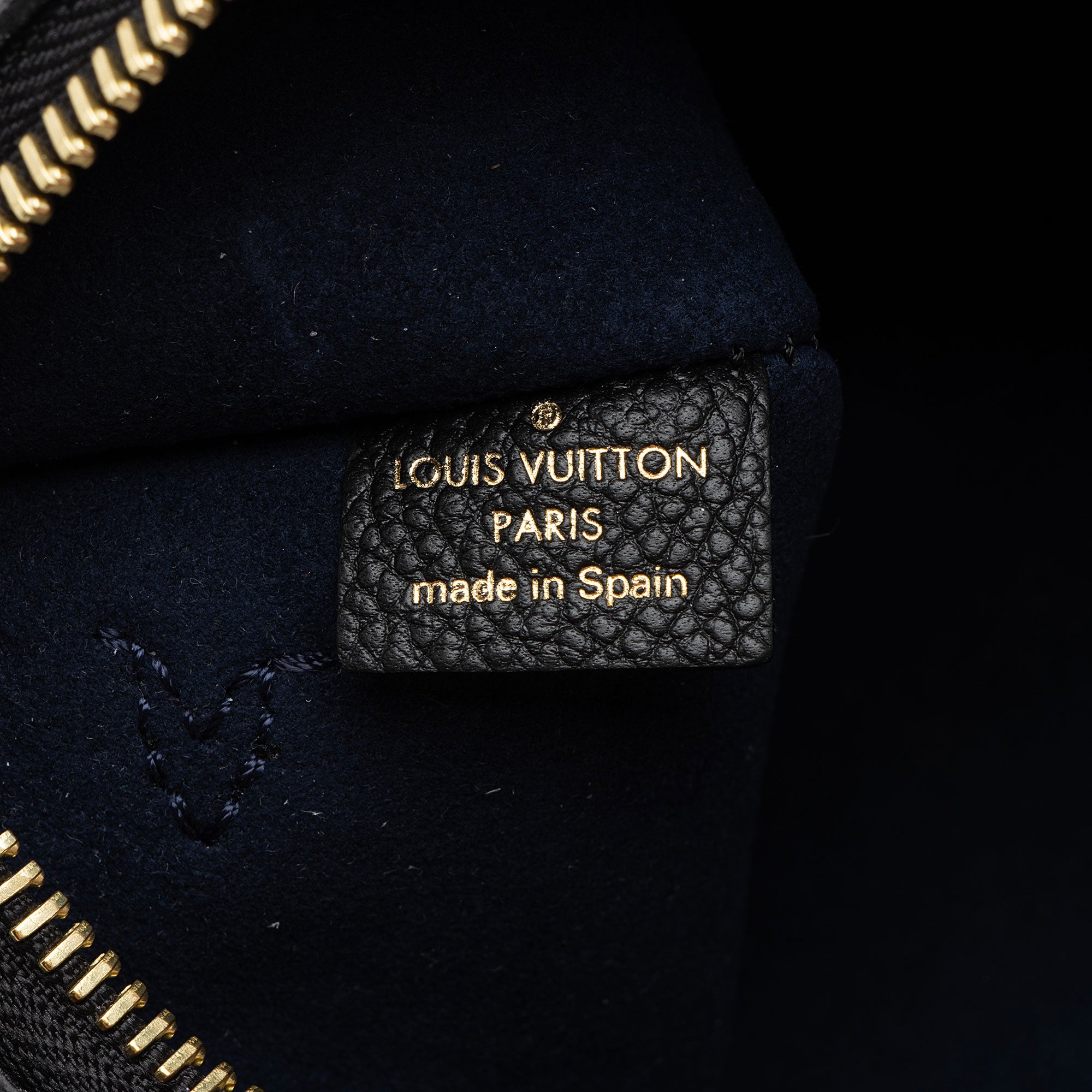 Louis Vuitton Giant Monogram Empreinte Neverfull MM Pochette (SHF-LqWbqK)