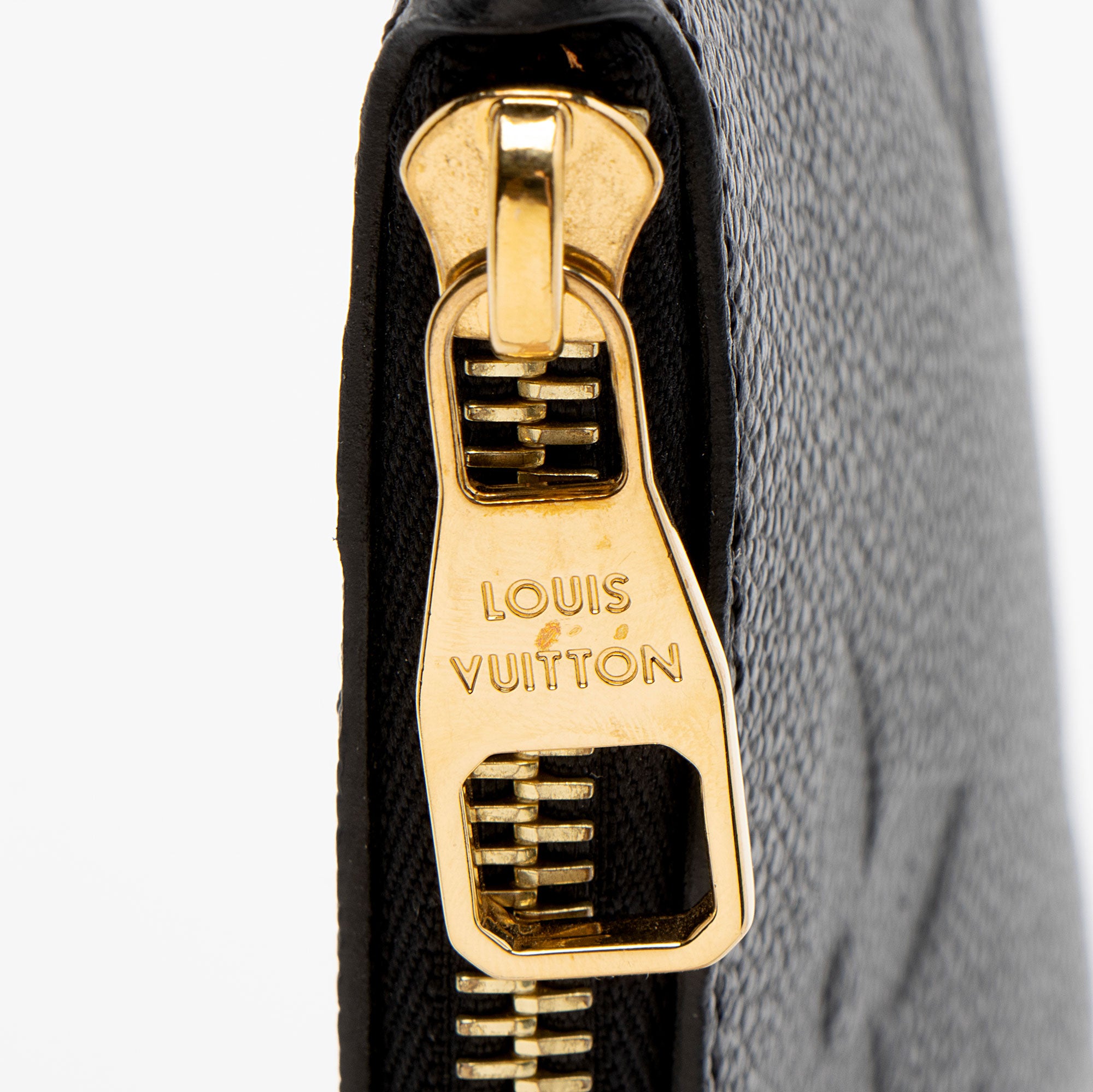 Louis Vuitton Giant Monogram Empreinte Neverfull MM Pochette (SHF-hWk5p3)