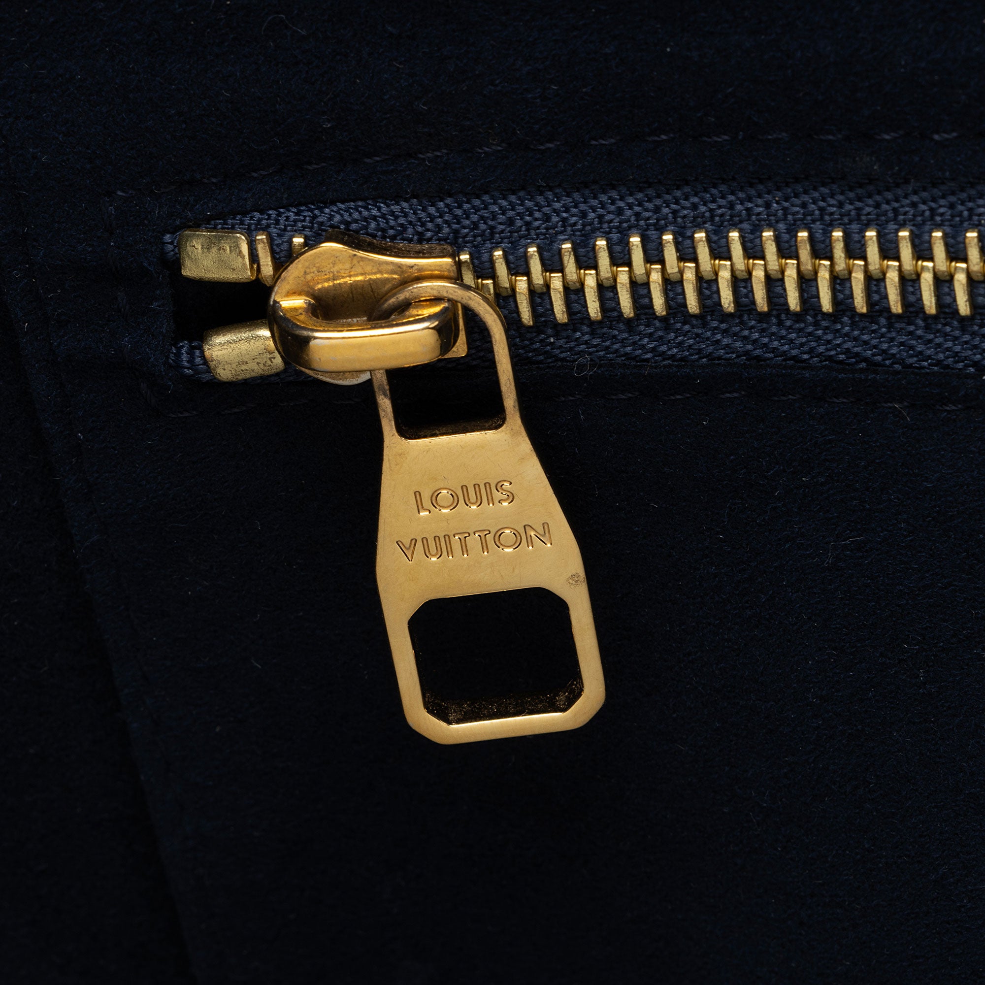 Louis Vuitton Giant Monogram Empreinte Neverfull MM Tote (SHF-wMk0I8)