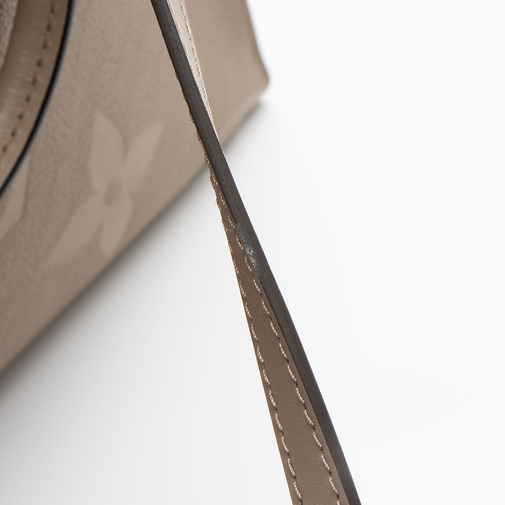 Louis Vuitton Giant Monogram Empreinte Onthego MM Tote