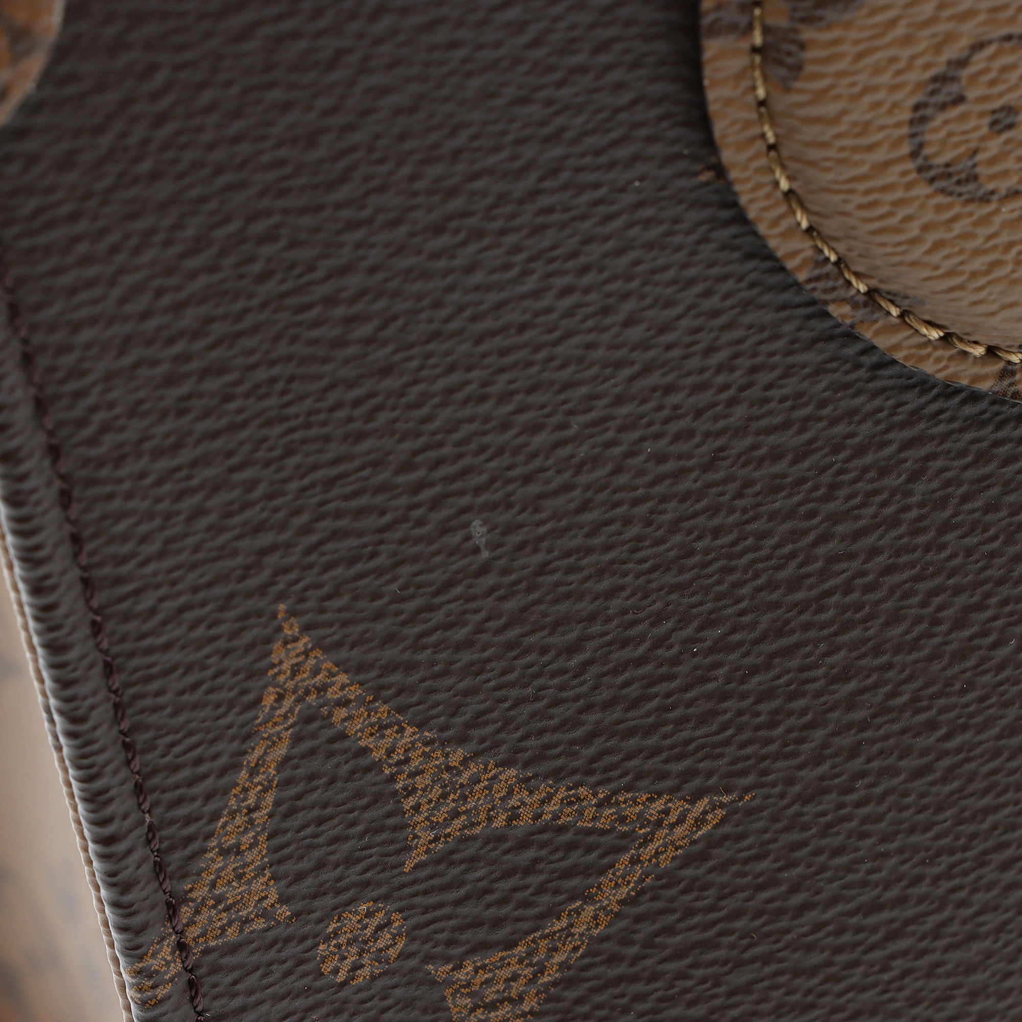 Louis Vuitton Giant Reverse Monogram Onthego PM Tote