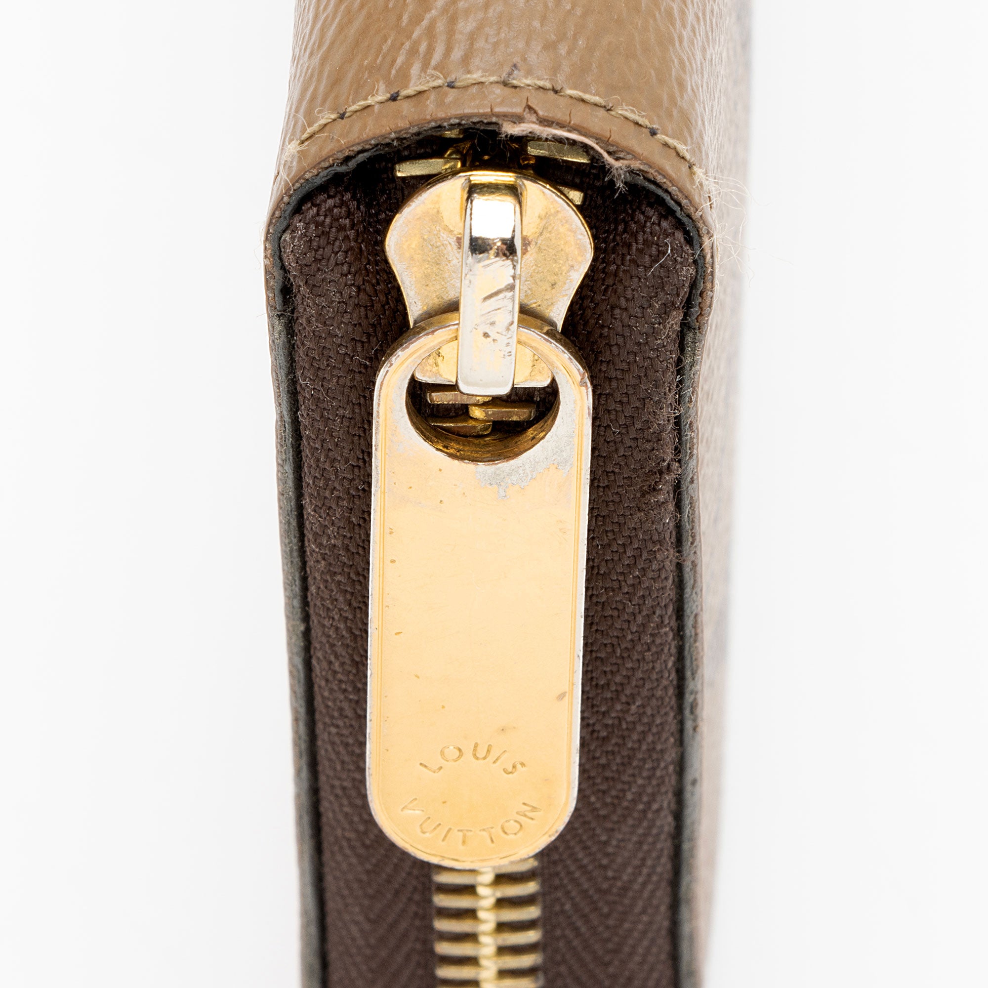 Louis Vuitton Giant Reverse Monogram Zippy Wallet