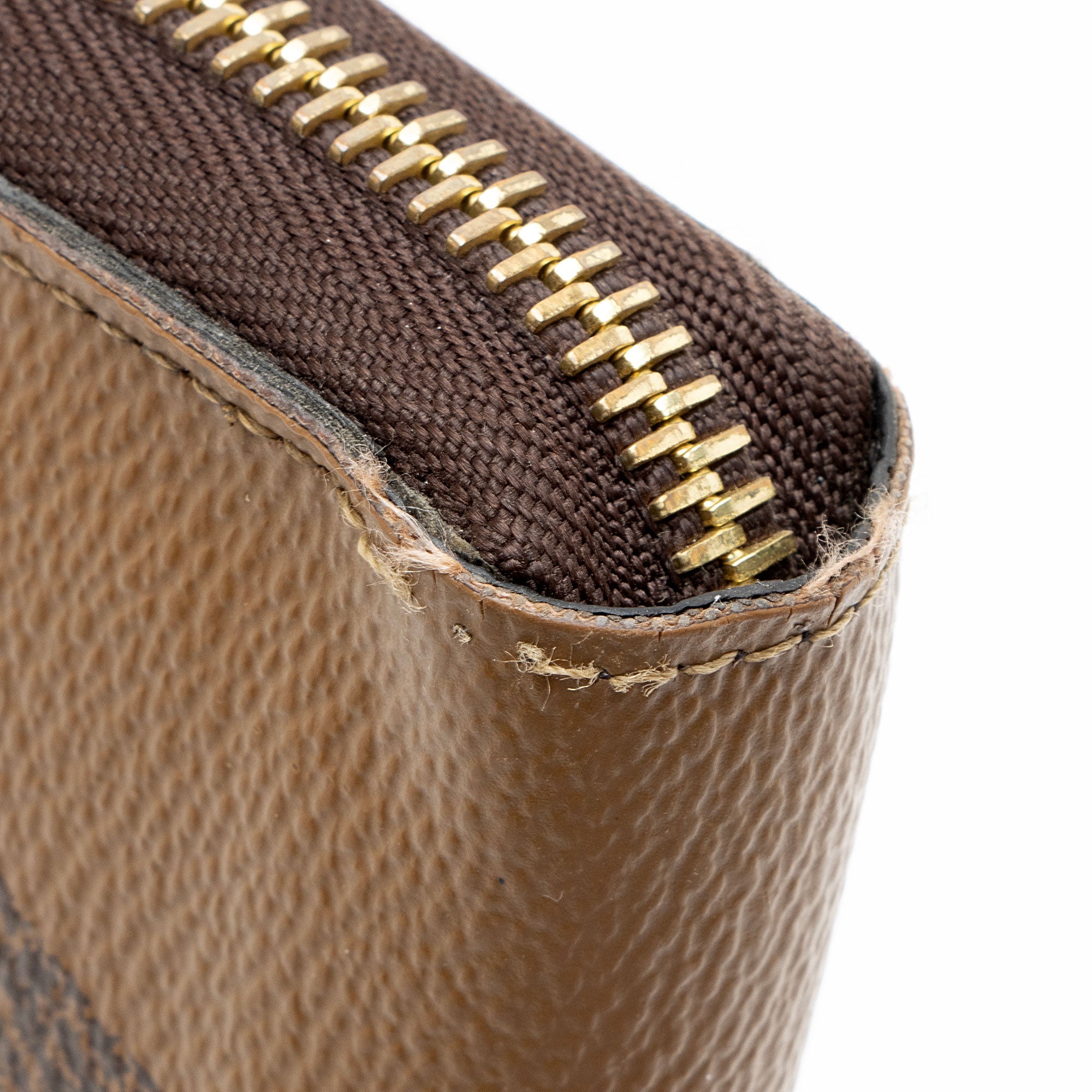 Louis Vuitton Giant Reverse Monogram Zippy Wallet