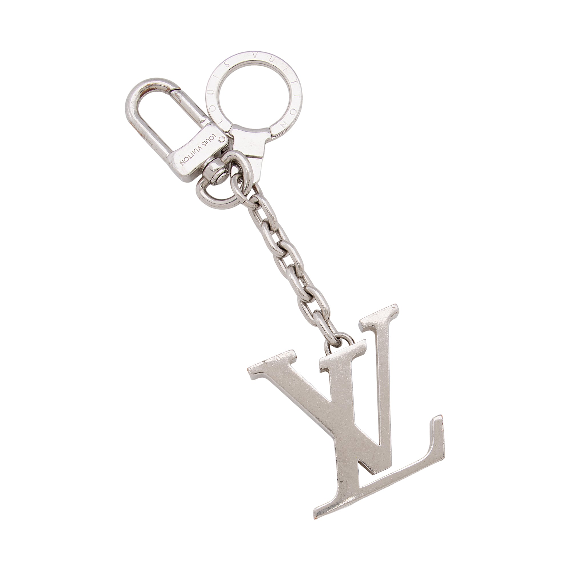 Louis Vuitton Initials LV Bag Charm (SHF-yCd8fV)