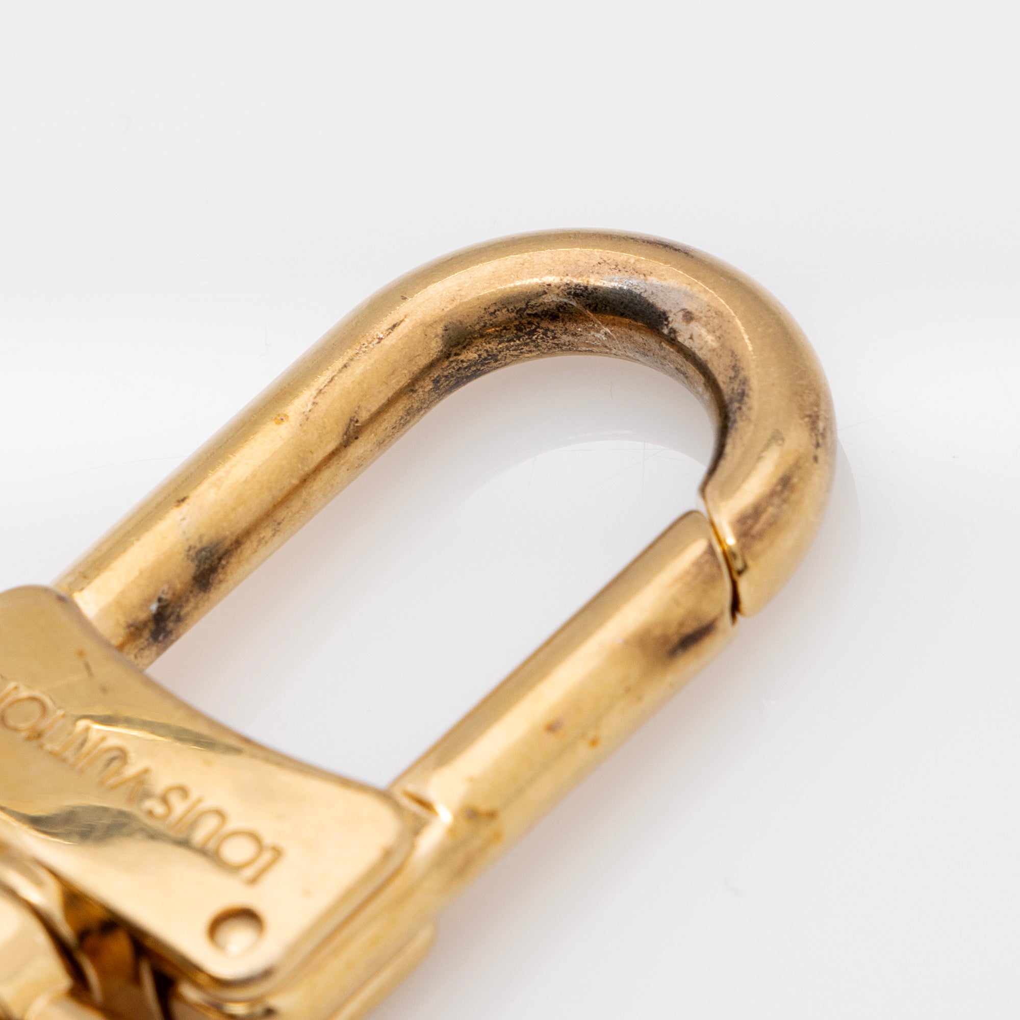 Louis Vuitton LV Circle Bag Charm (SHF-vFzkPj)