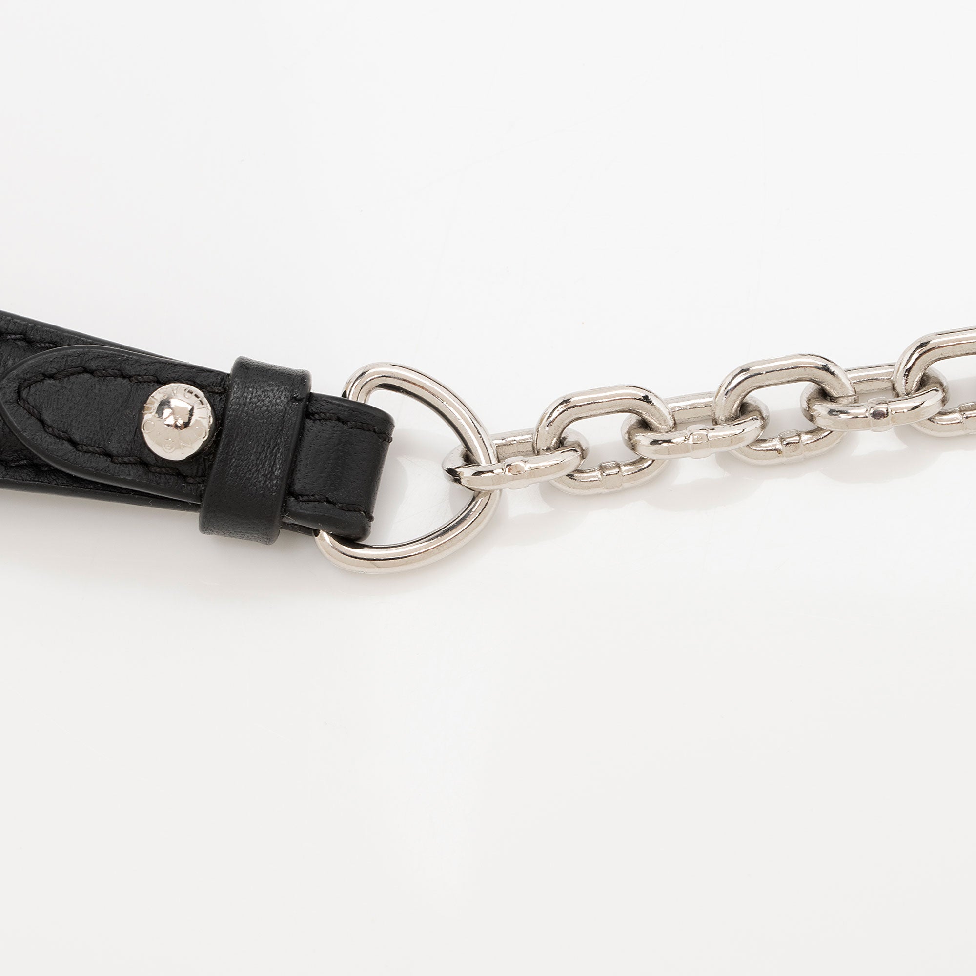 Louis Vuitton Lambskin Studded GO-14 PM Shoulder Bag (SHF-qLBOWs)