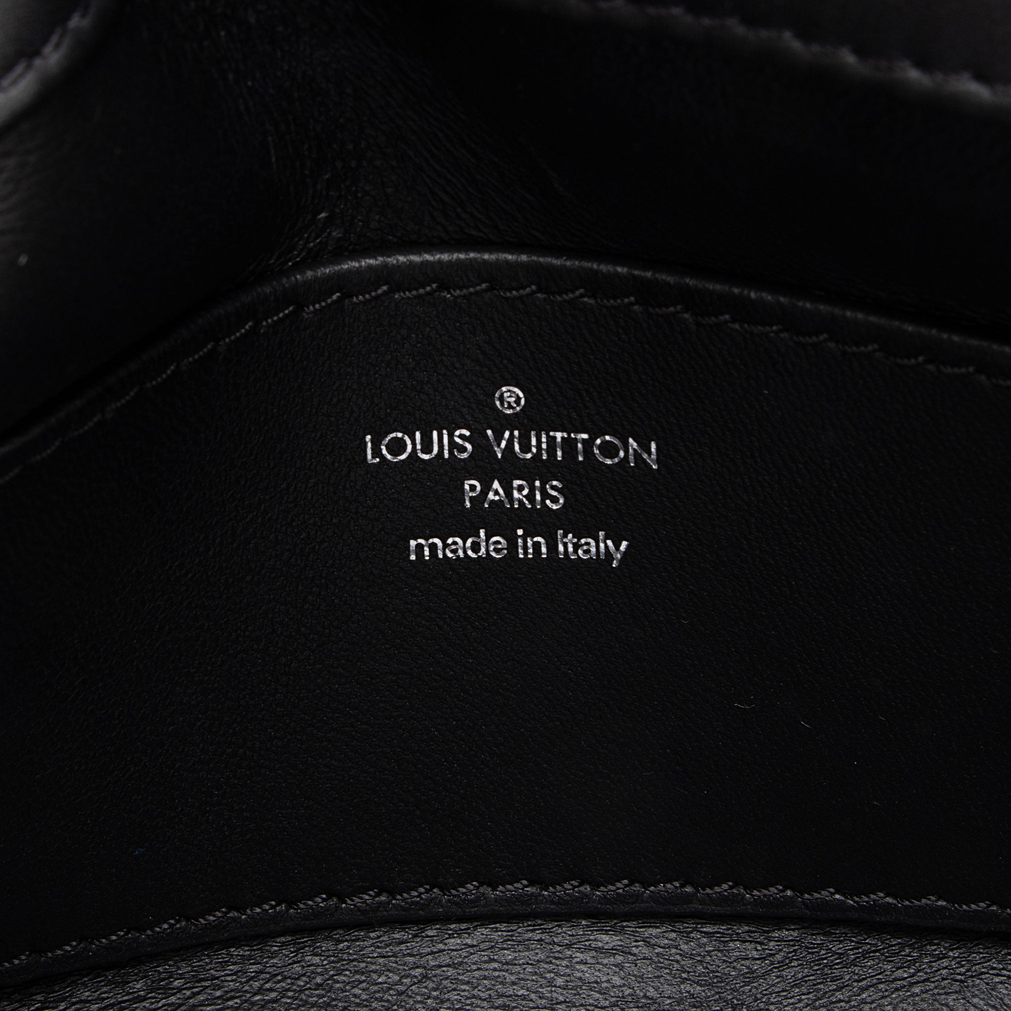 Louis Vuitton Lambskin Studded GO-14 PM Shoulder Bag (SHF-qLBOWs)