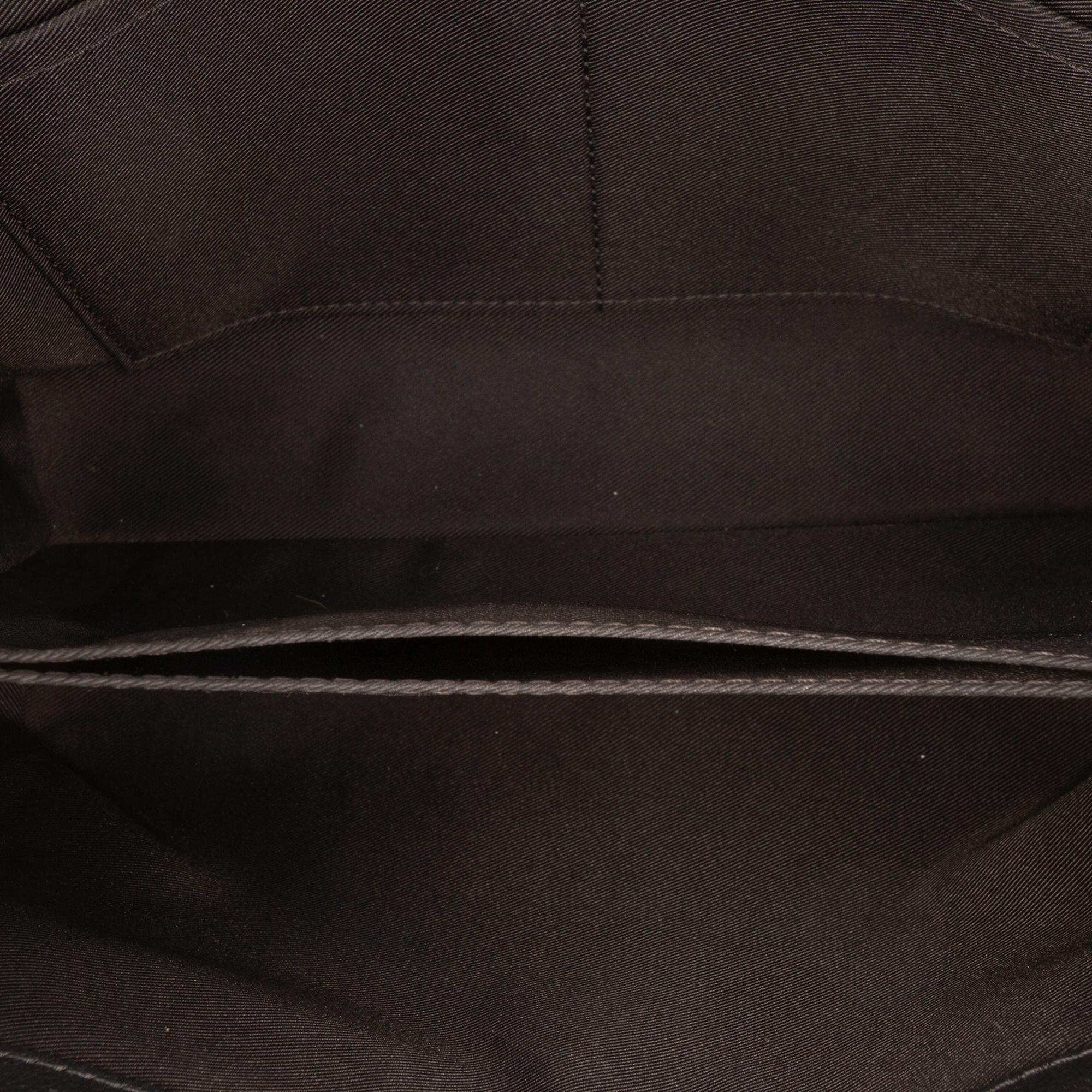 Louis Vuitton Leather Lockme II