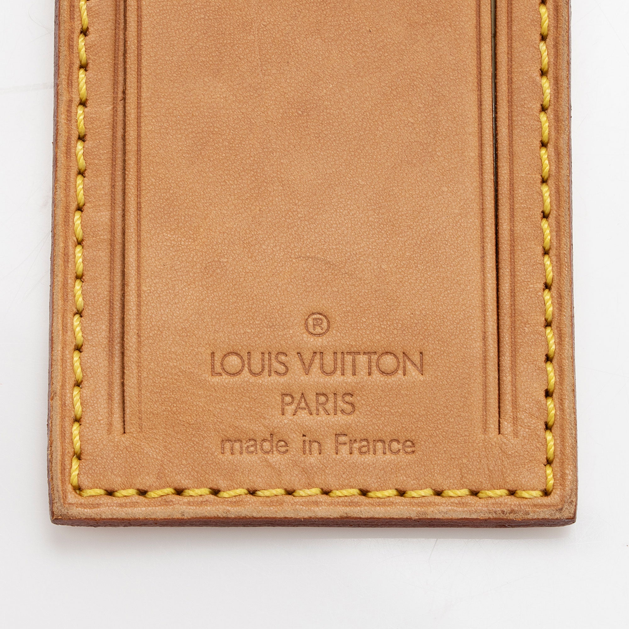 Louis Vuitton Leather Luggage Tag (SHF-HVb5wA)