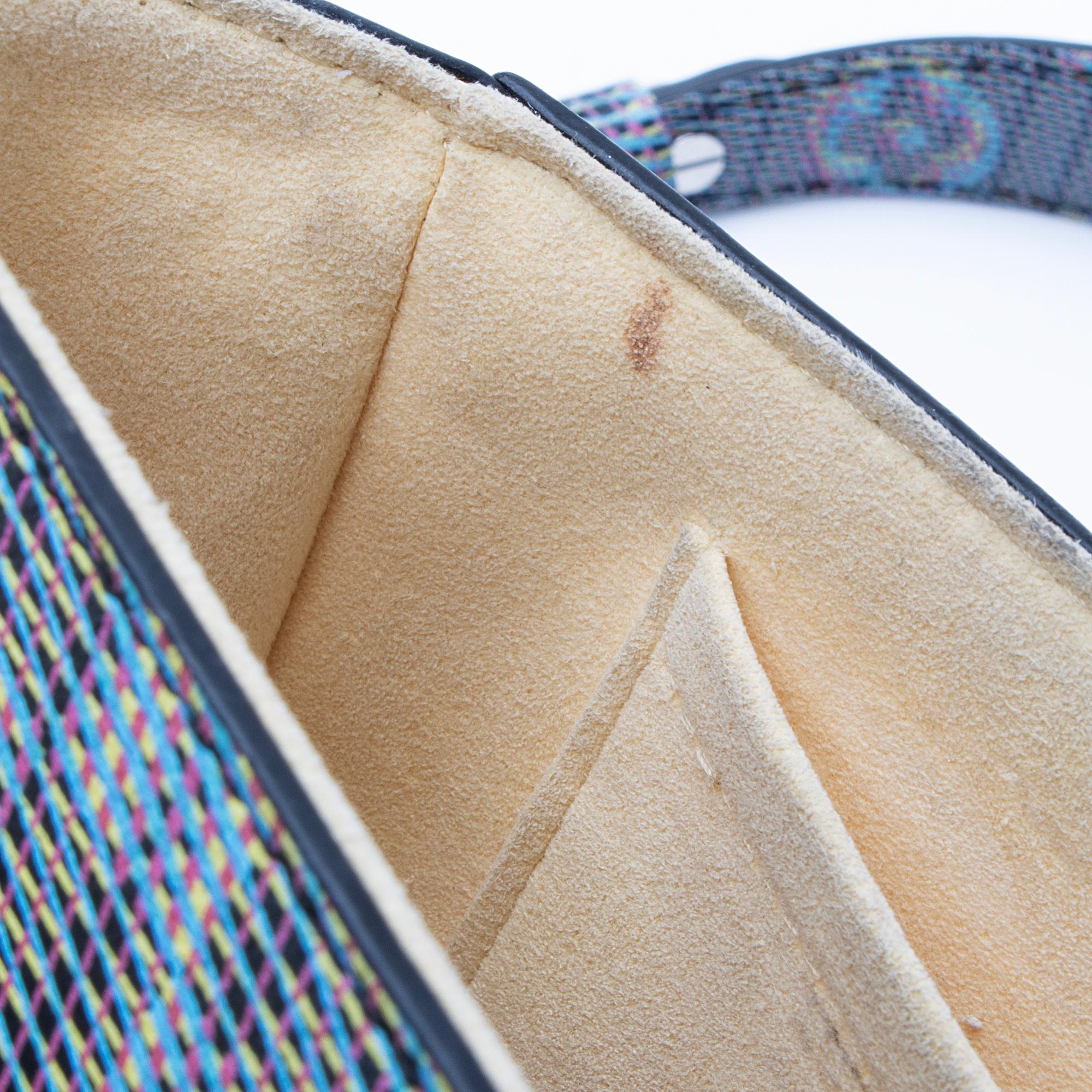 Louis Vuitton Leather Pop Twist MM Shoulder Bag (SHF-23070)