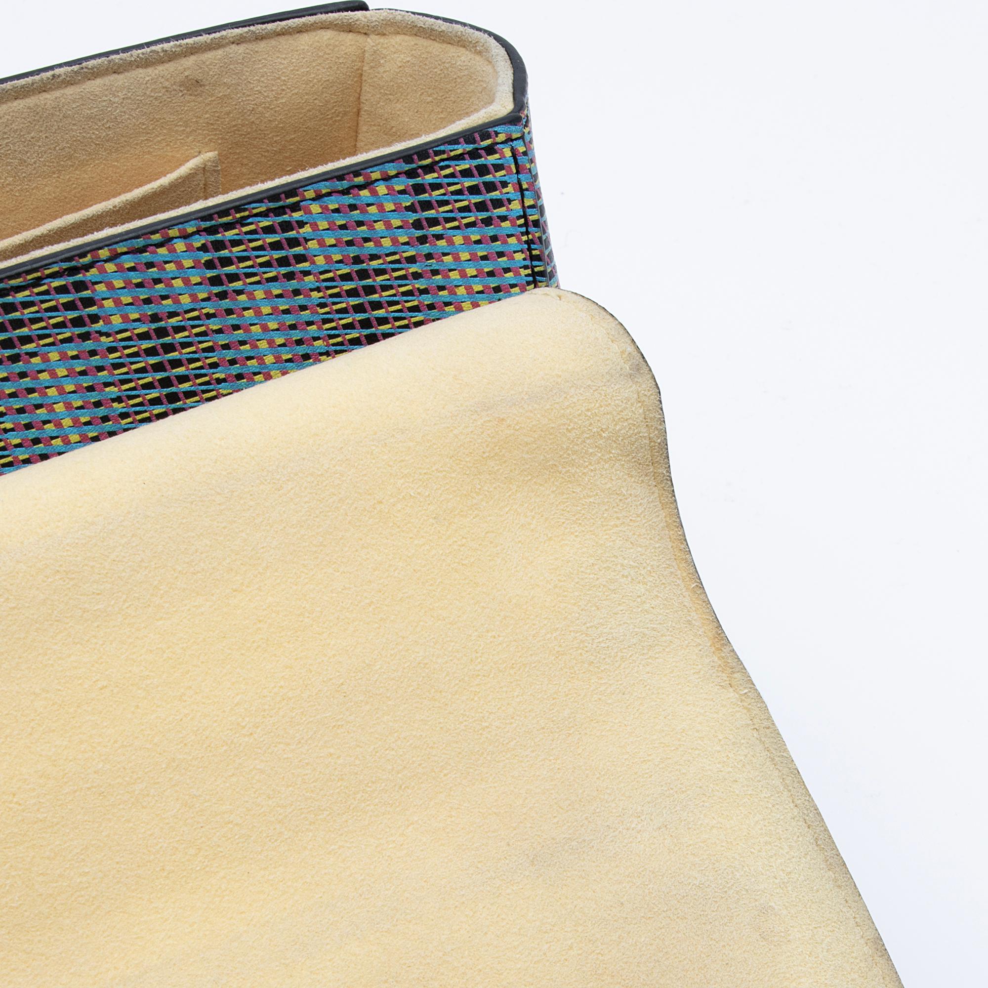 Louis Vuitton Leather Pop Twist MM Shoulder Bag (SHF-23070)