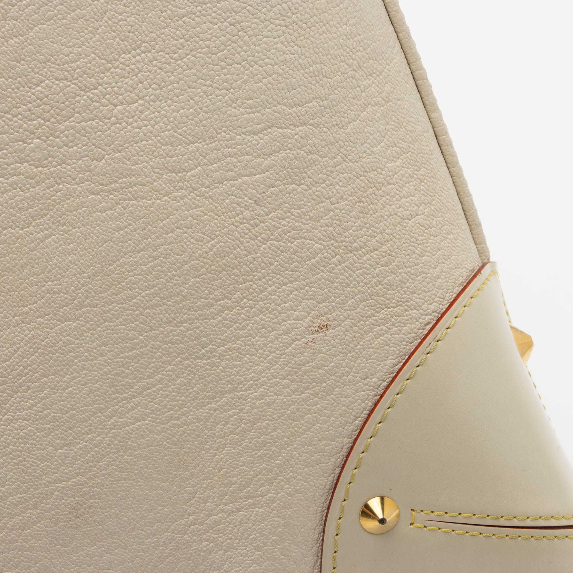 Louis Vuitton Leather Suhali Le Majestueux Tote (SHF-yBJEyy)
