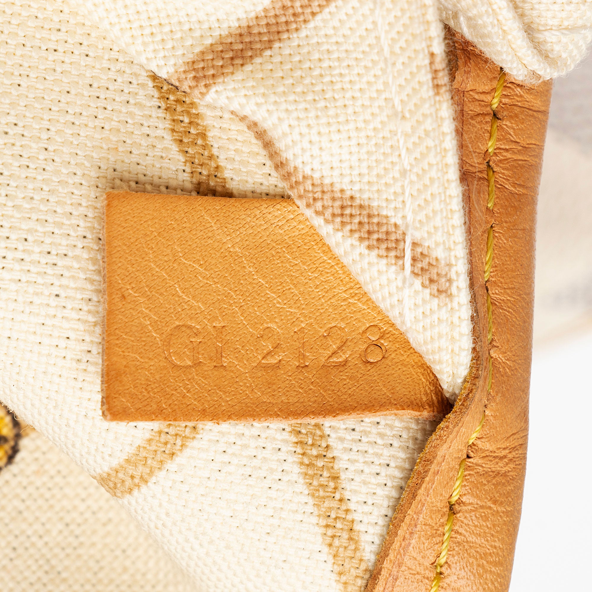 Louis Vuitton Limited Edition Damier Azur Summer Trunk Capri Neverfull MM Tote (SHF-hyU26o)