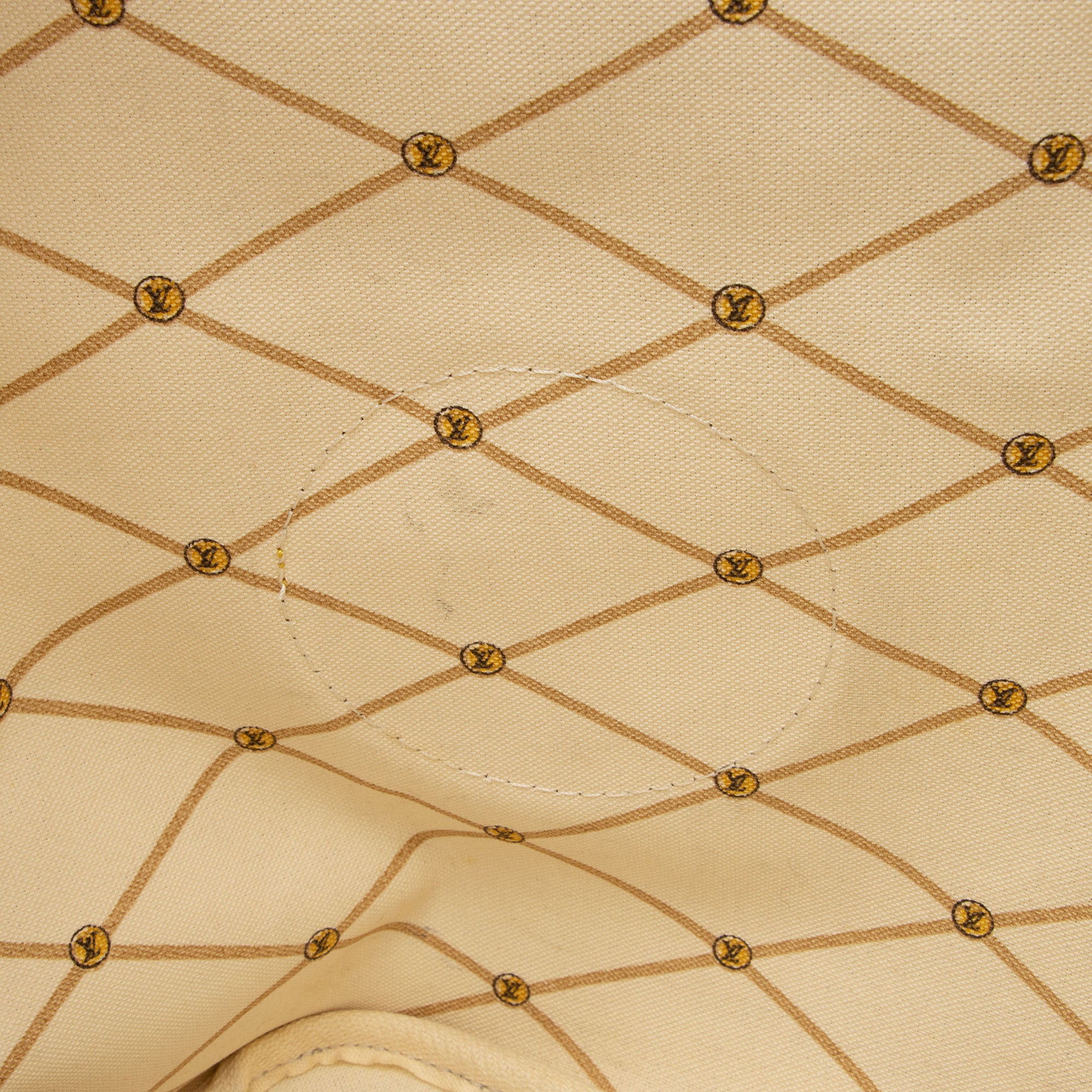 Louis Vuitton Limited Edition Damier Azur Summer Trunk Capri Neverfull MM Tote (SHF-hyU26o)