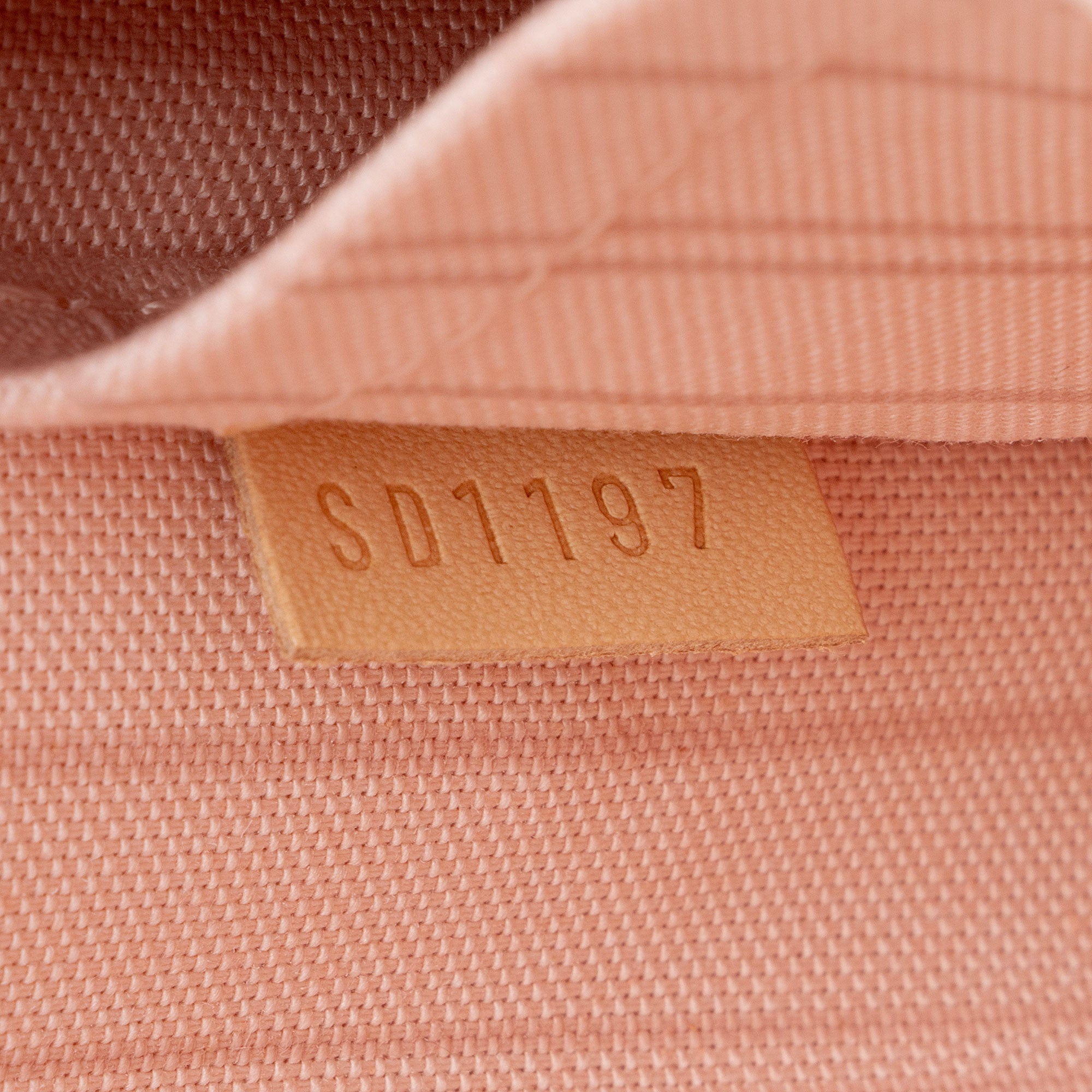 Louis Vuitton Limited Edition Damier Azur Tahitienne Neverfull MM Pochette