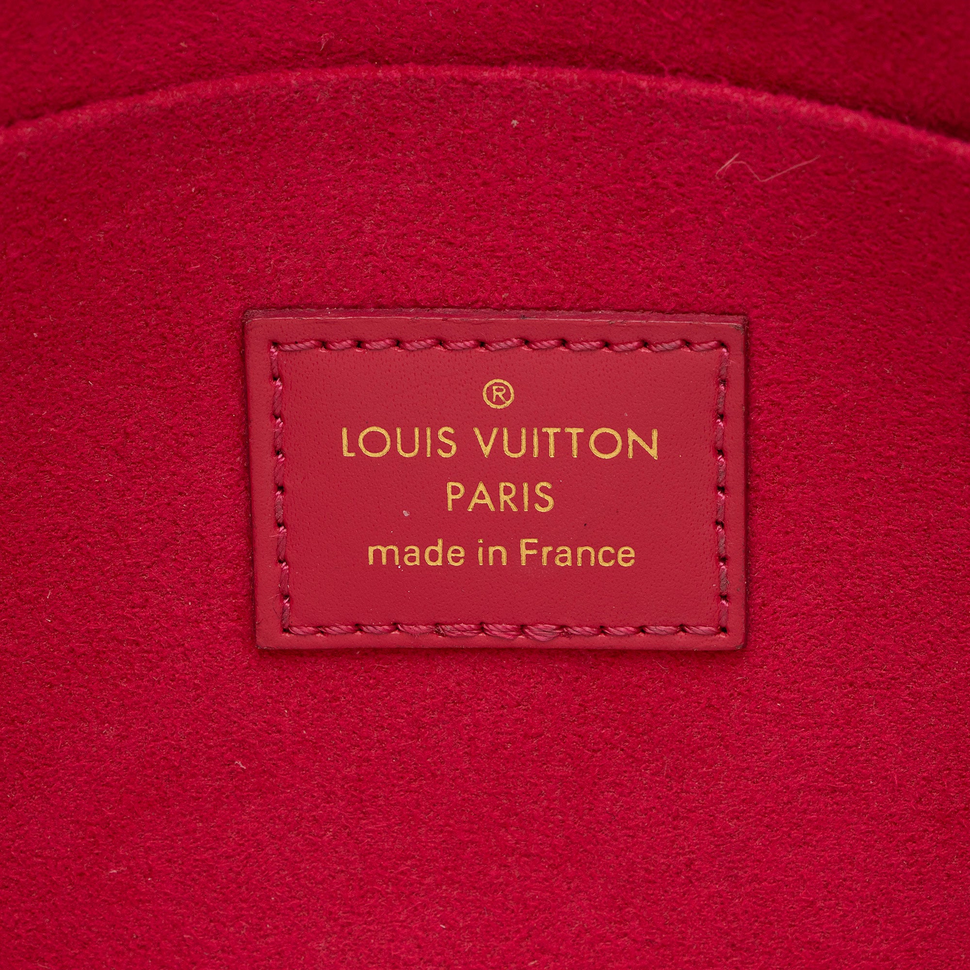 Louis Vuitton Limited Edition Epi Leather Bunny Felicie Pochette (SHF-GQ6hT3)