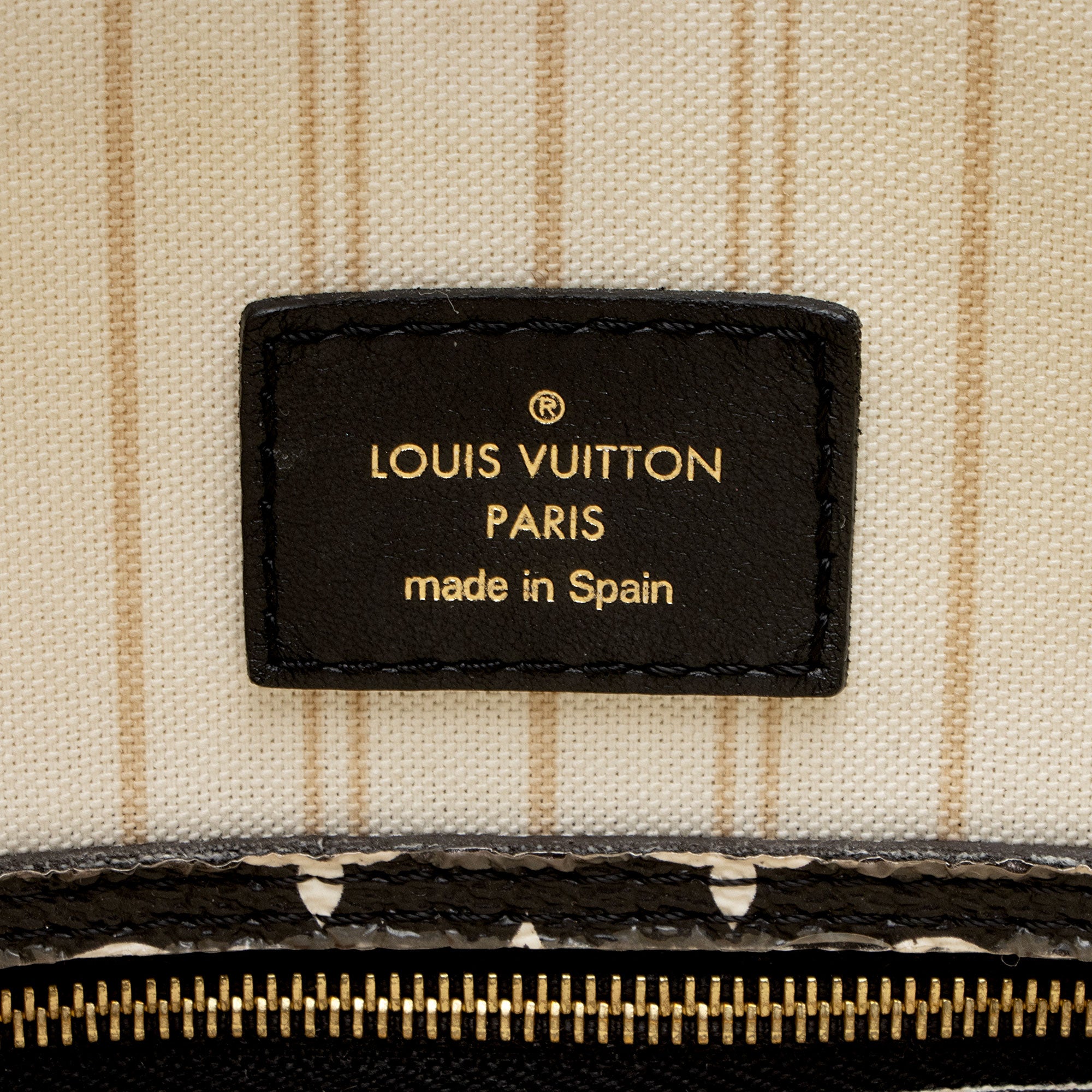Louis Vuitton Limited Edition Giant Monogram Canvas Jungle Neverfull MM Tote