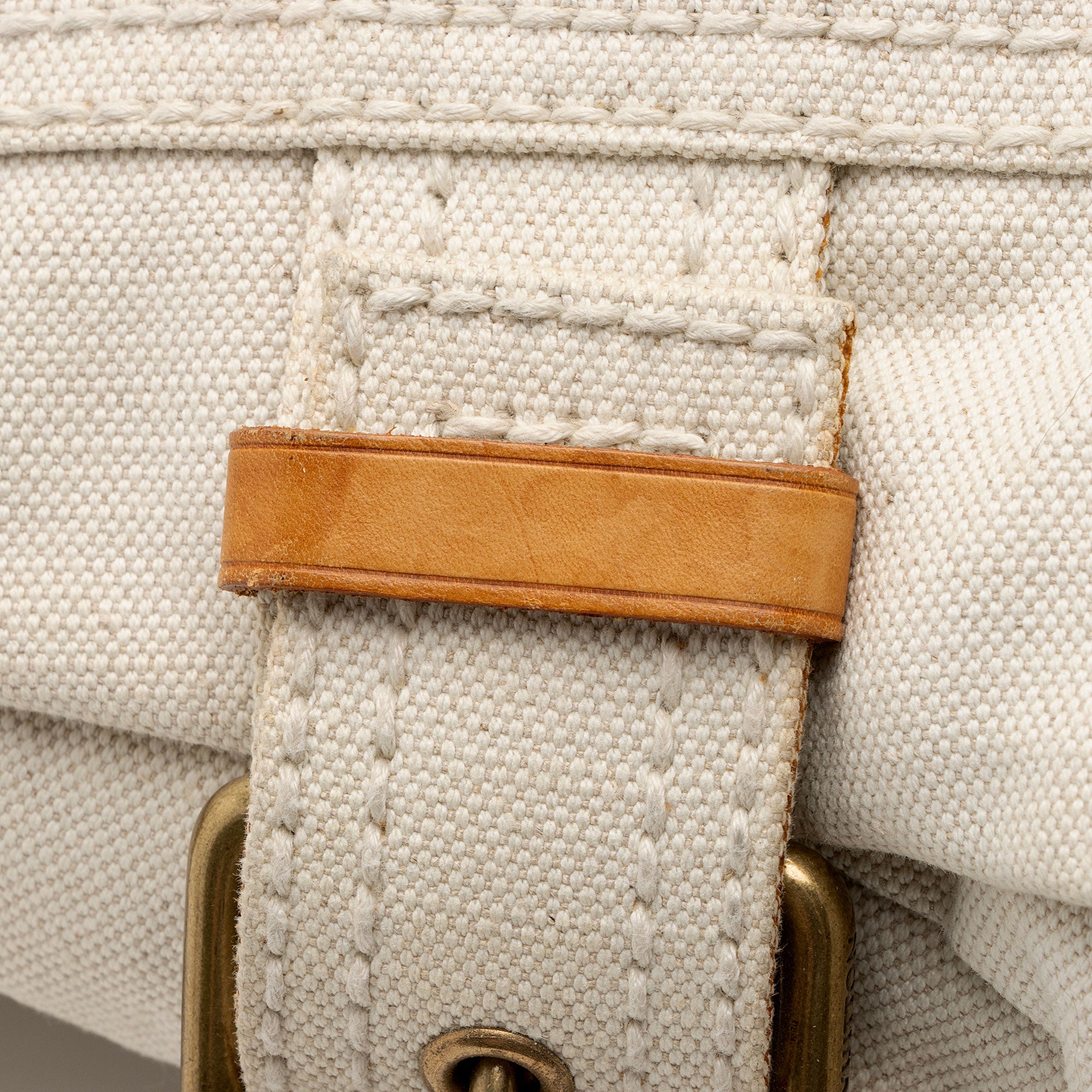 Louis Vuitton Limited Edition Globe Trotter Cabas MM Tote (SHF-toRuqa)