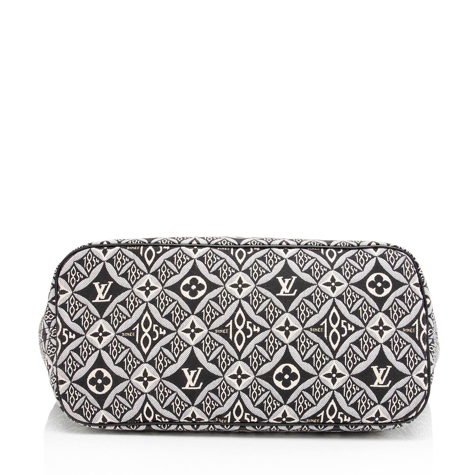 Louis Vuitton Limited Edition Jacquard Since 1854 Neverfull MM Tote (SHF-IyfhpK)