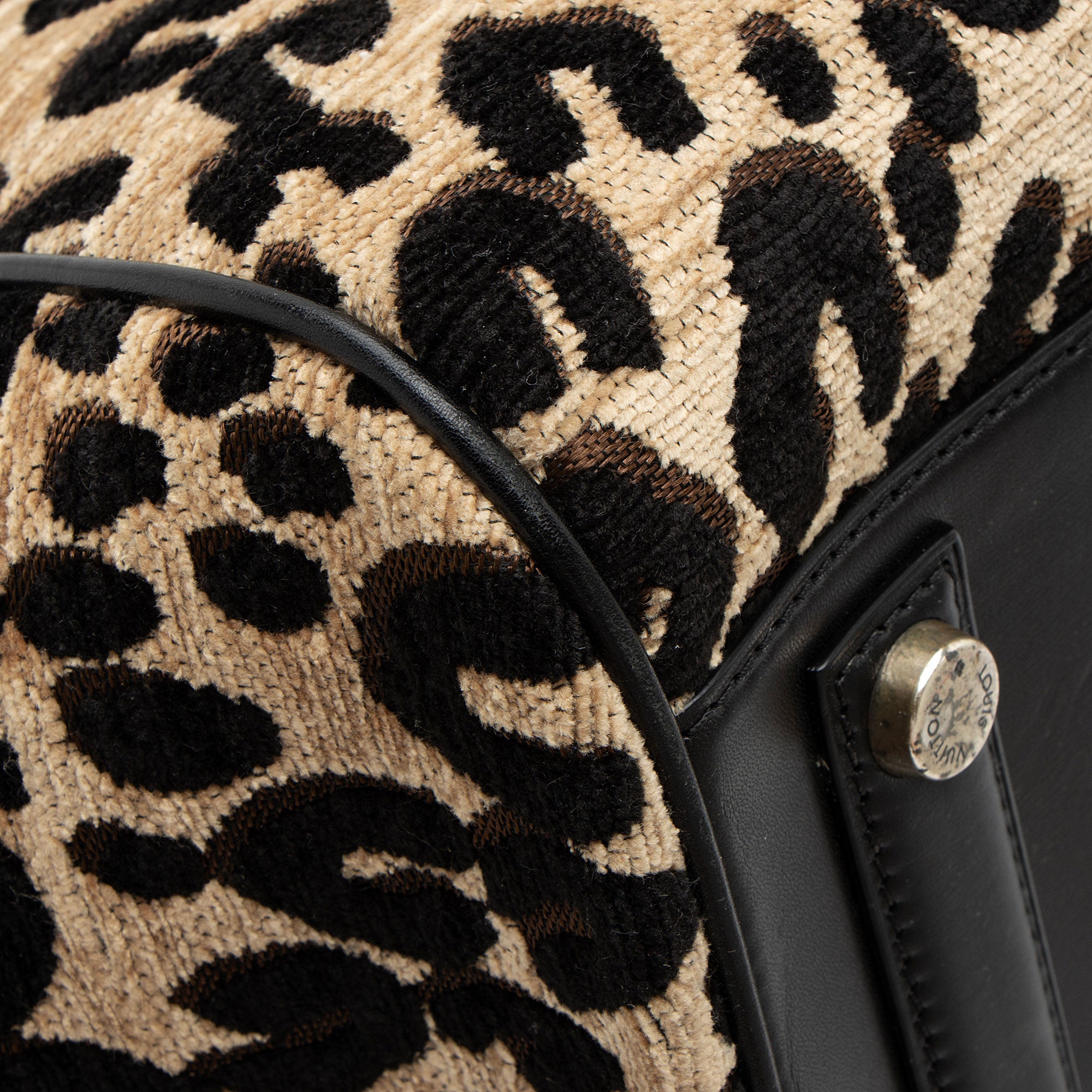 Louis Vuitton Limited Edition Leopard N/S Tote (SHF-bjMQCn)