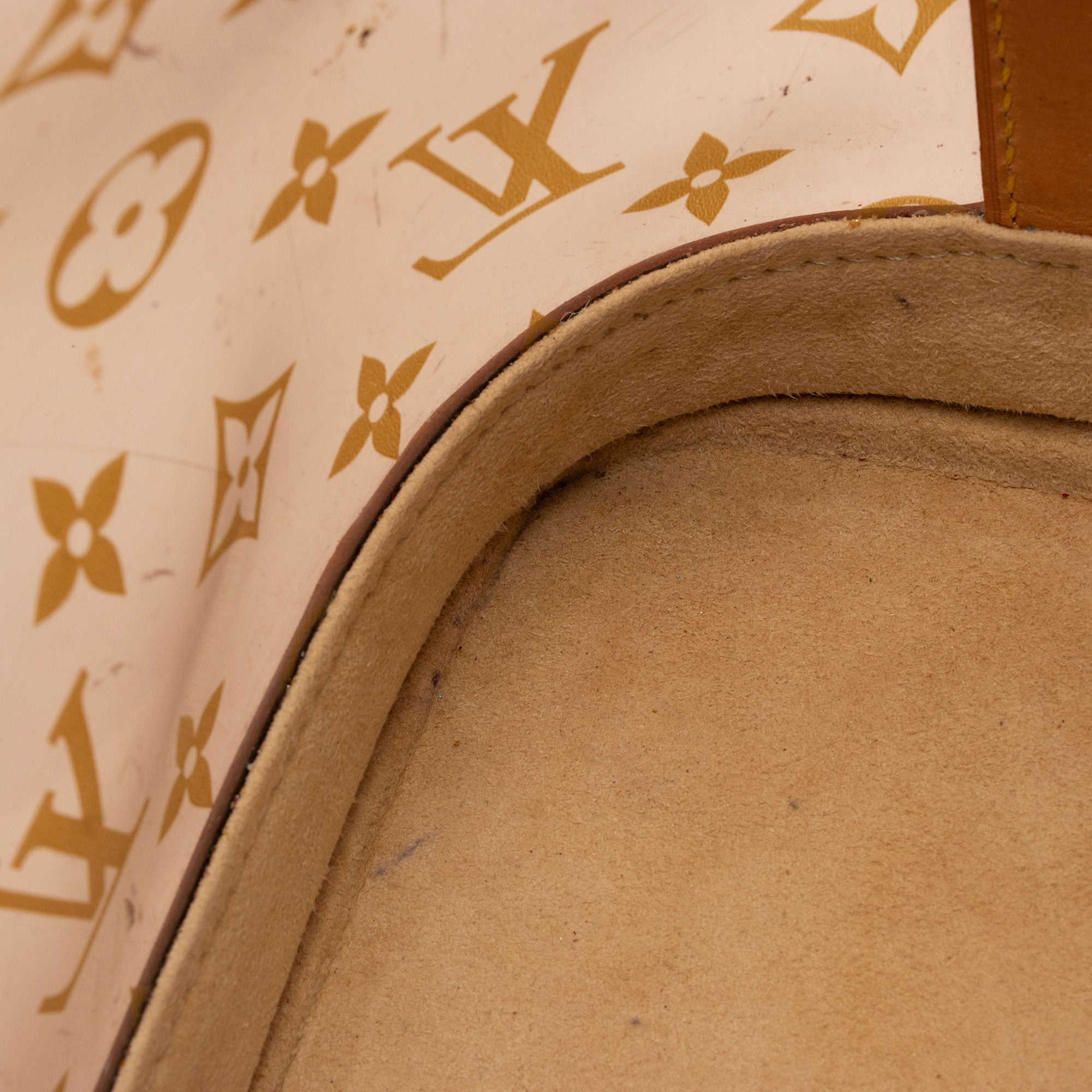 Louis Vuitton Limited Edition Monogram Ambre MM Tote (SHF-16JZJC)