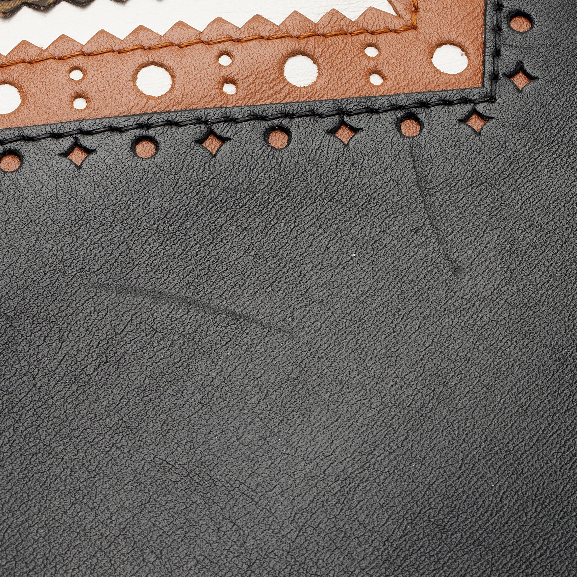 Louis Vuitton Limited Edition Monogram Canvas Brogue Pochette Metis Shoulder Bag (SHF-itDRve)