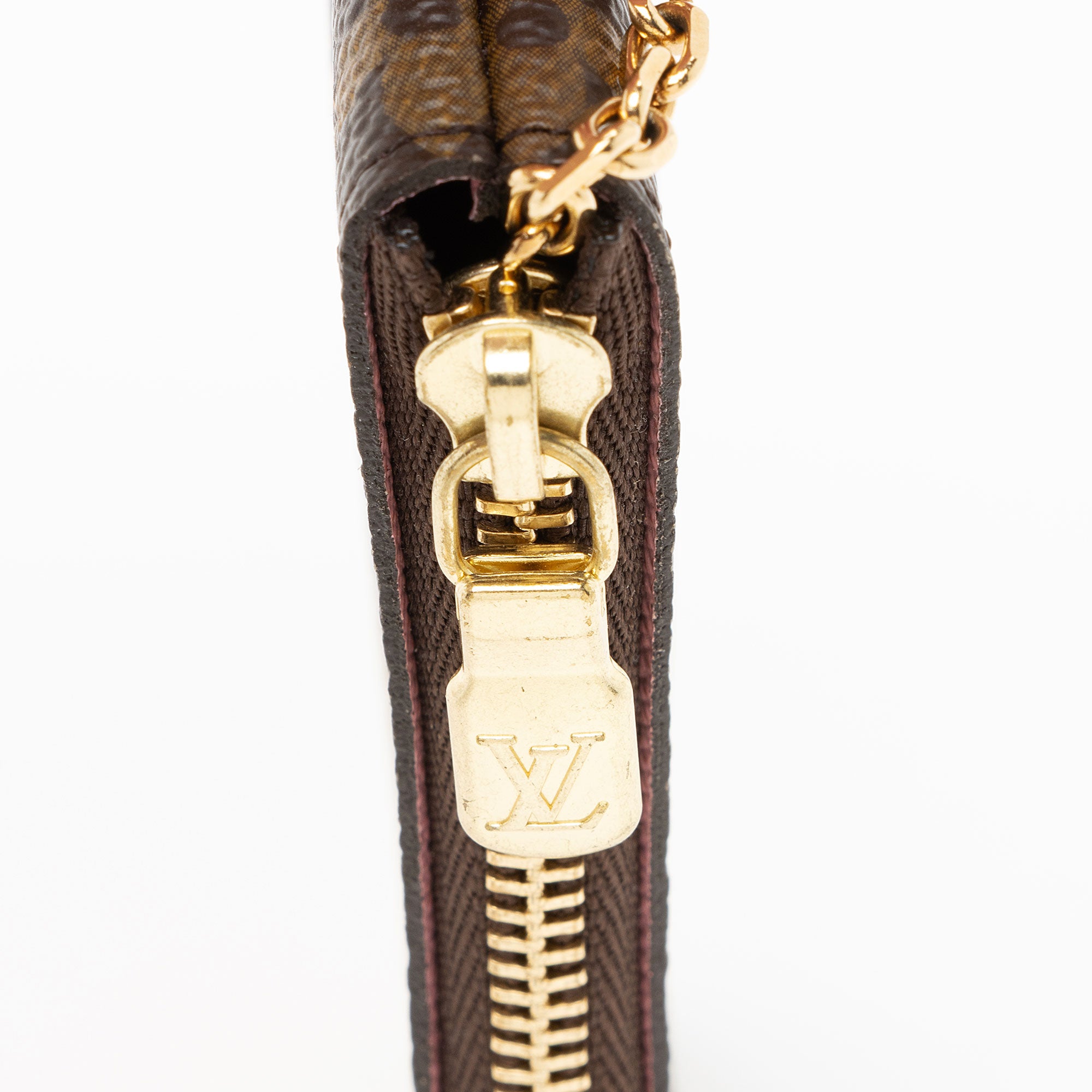 Louis Vuitton Limited Edition Monogram Canvas Christmas Animation Key Pouch (SHF-NnKrvV)